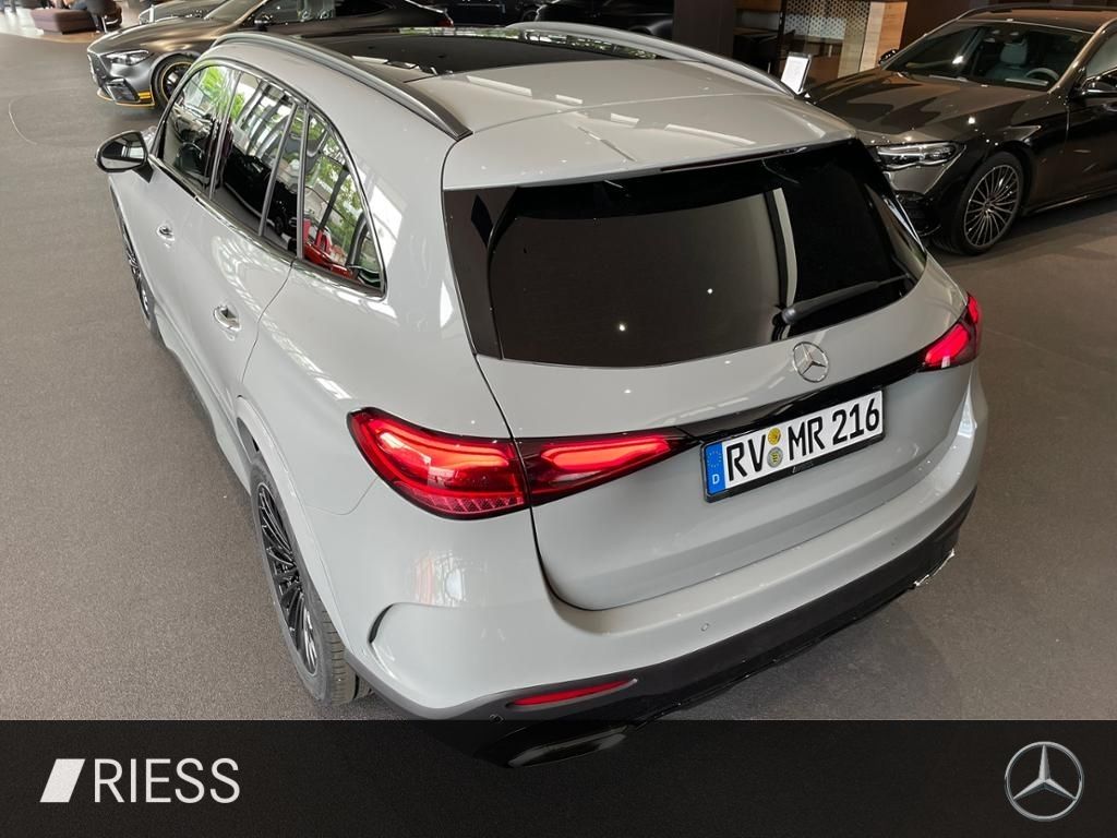 Mercedes-Benz GLC 300 d 4M AMG+PANO+AHK+DISTR+DIGI LIGHT+KEYL+