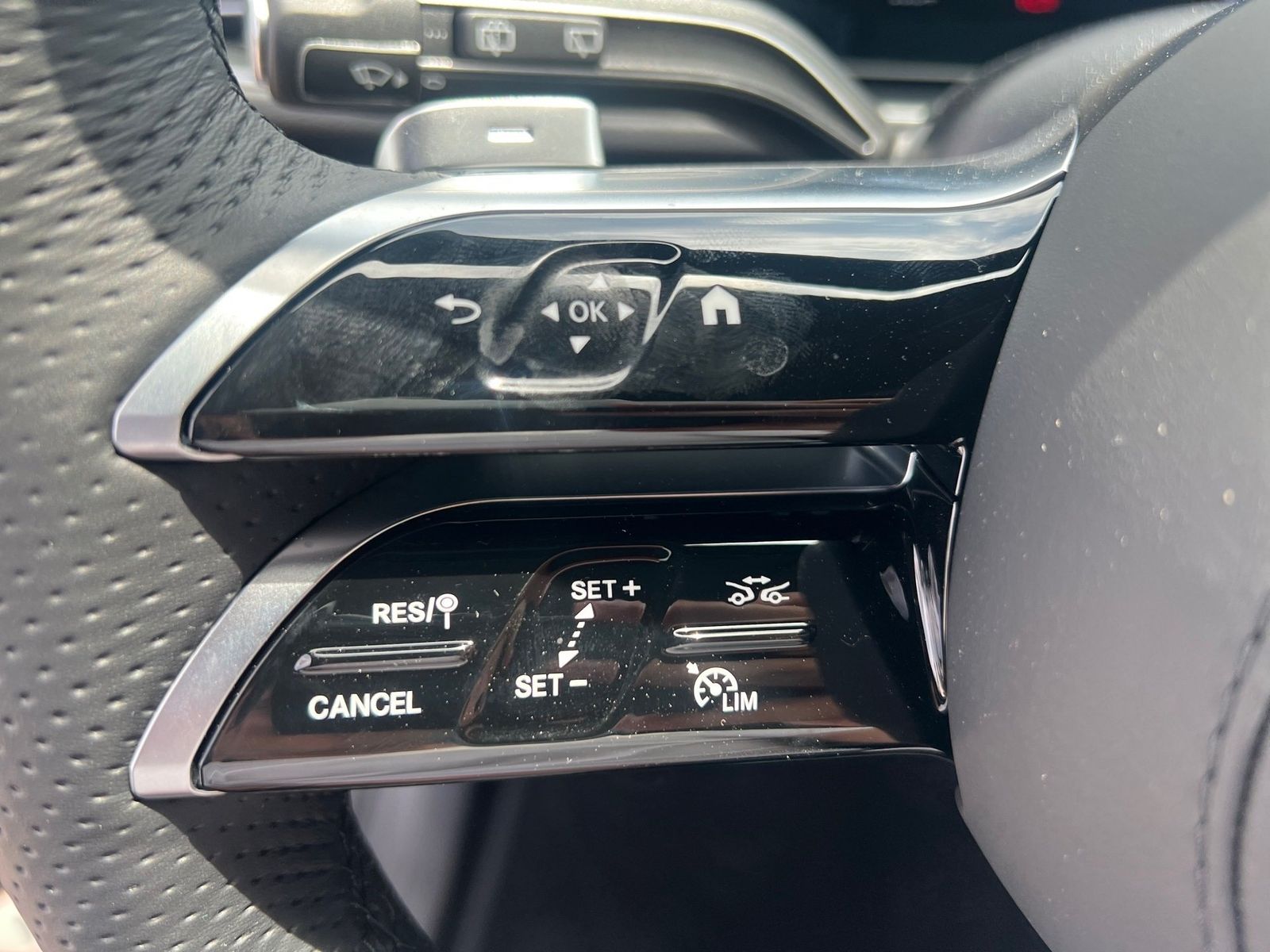 Mercedes-Benz GLE 450 d 4m AMG+Night*AHK*Pano*Mbeam*Burmester*