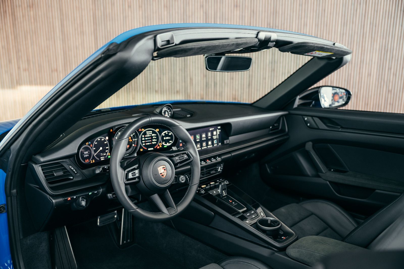 Porsche 992 Carrera 4 GTS Cabriolet, Sharkblue, MwSt awb