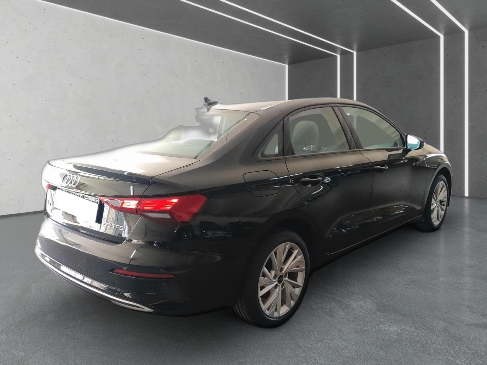 Audi A3 Lim. 30 TFSI Adv. S tronic *ACC*NAV+*R-CAM*