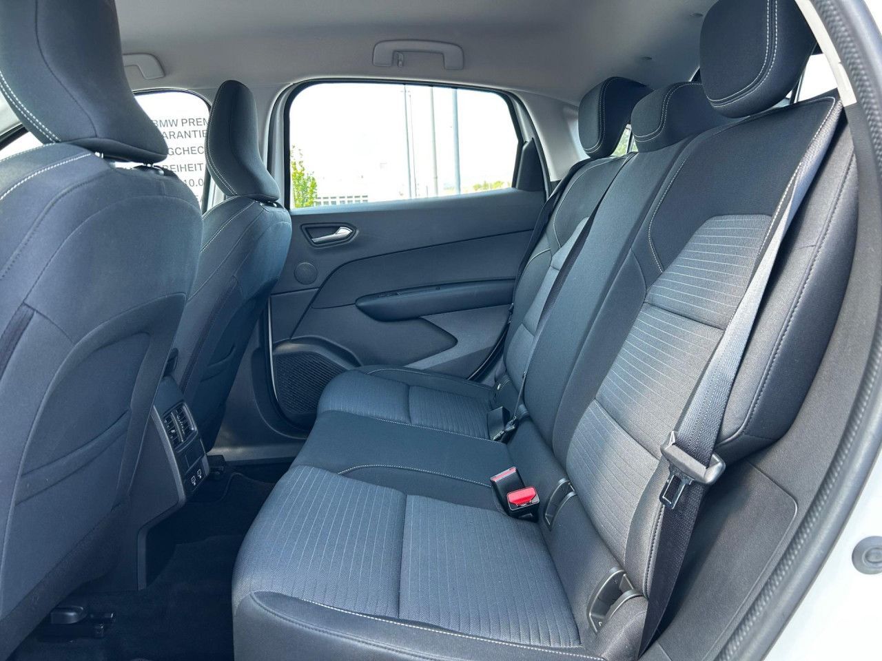 Renault Arkana TCe140 Equilibre - Samsaru's Car Outlet