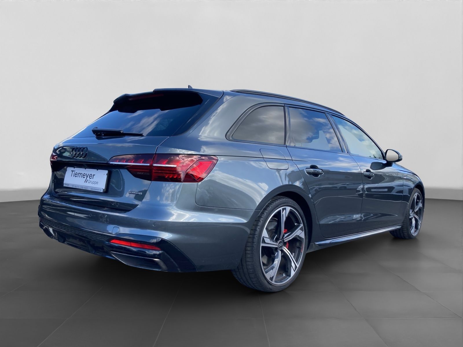 Audi A4 Avant 40 TFSI Q 2x S LINE AHK MATRIX-LED LM19