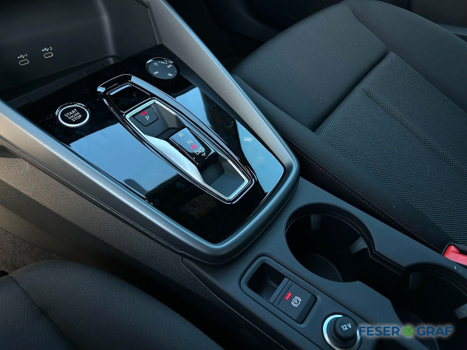 Audi A3 Sportback 30 TFSI SHZ/CarPlay/GRA/PDC