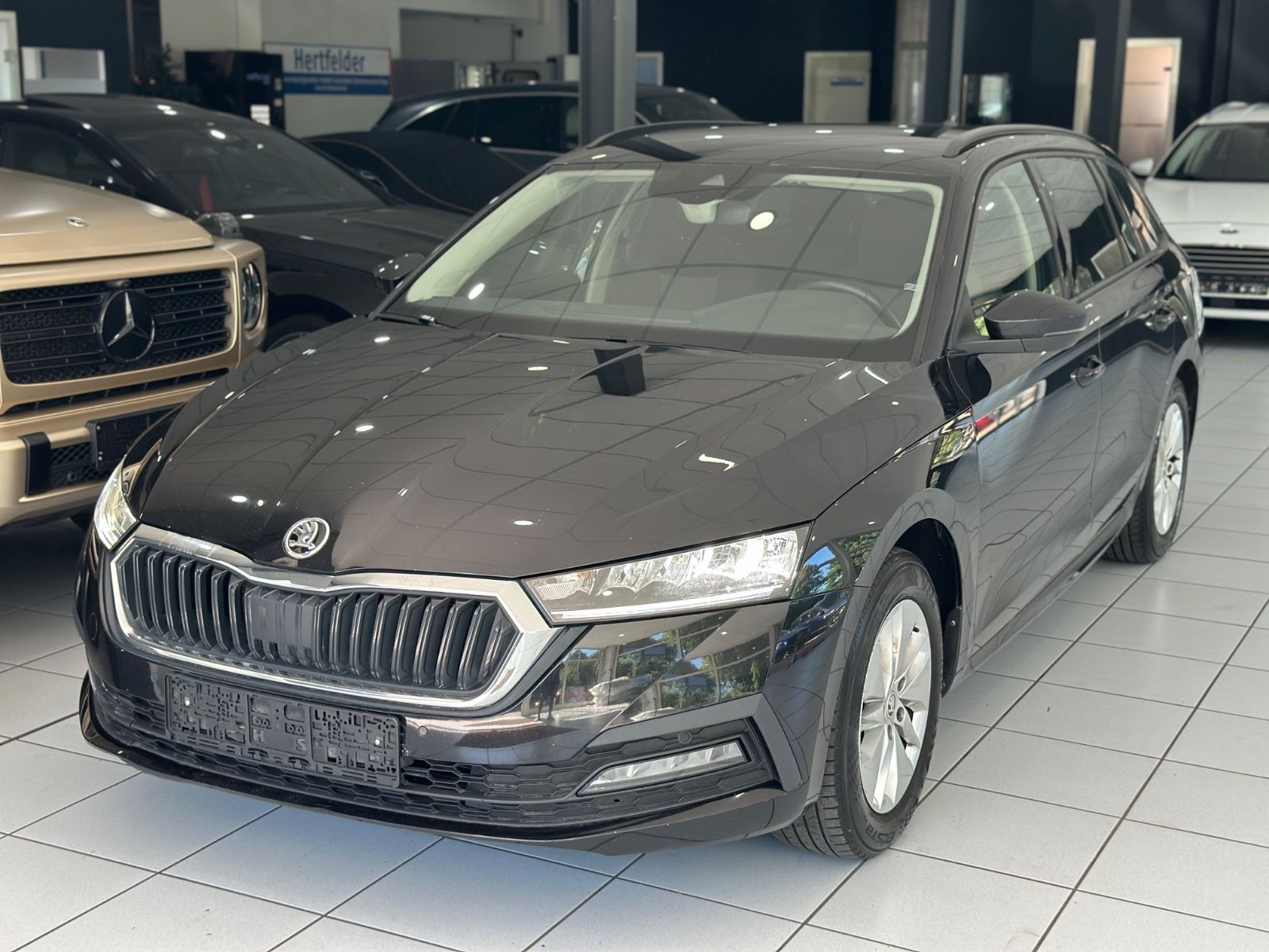 Skoda Octavia Combi Ambition - Samsaru's Car Outlet