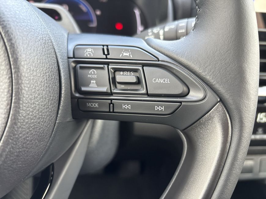 Toyota Yaris Cross Hybrid Teamplayer Technik-Paket PDC