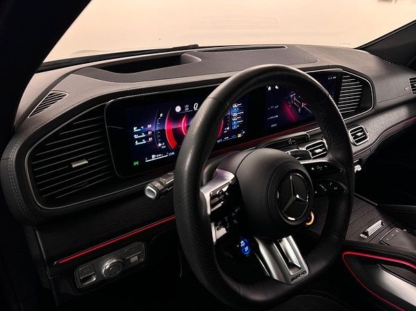 Mercedes-Benz AMG GLE 53 4M+ Facelif Pano HUD B&W NP:95.992 €