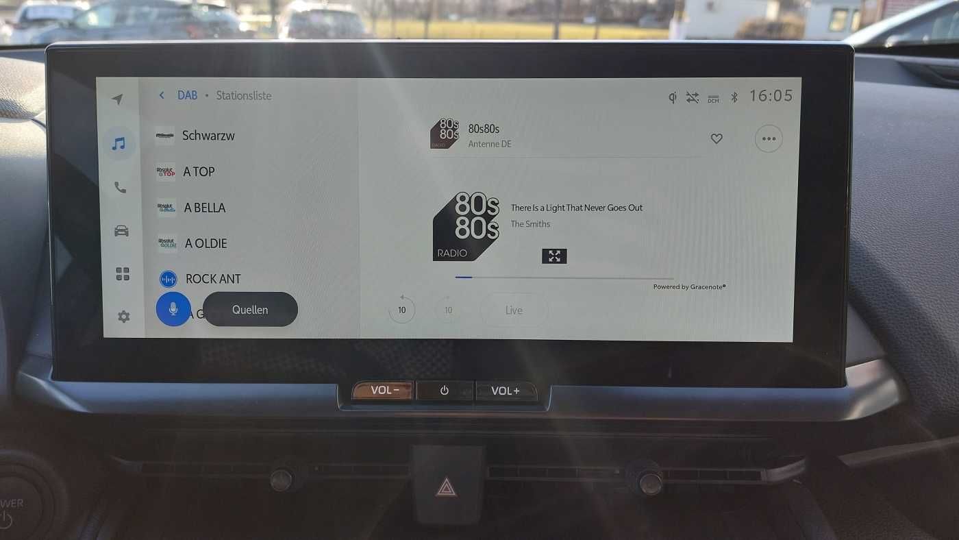 Toyota C-HR 1.8 Hybrid - Samsaru's Car Outlet