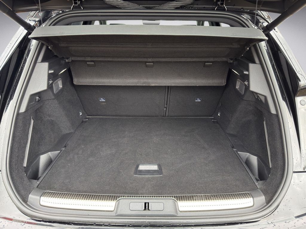 DS Automobiles DS 7 Crossback 225 Performance Line + Leder