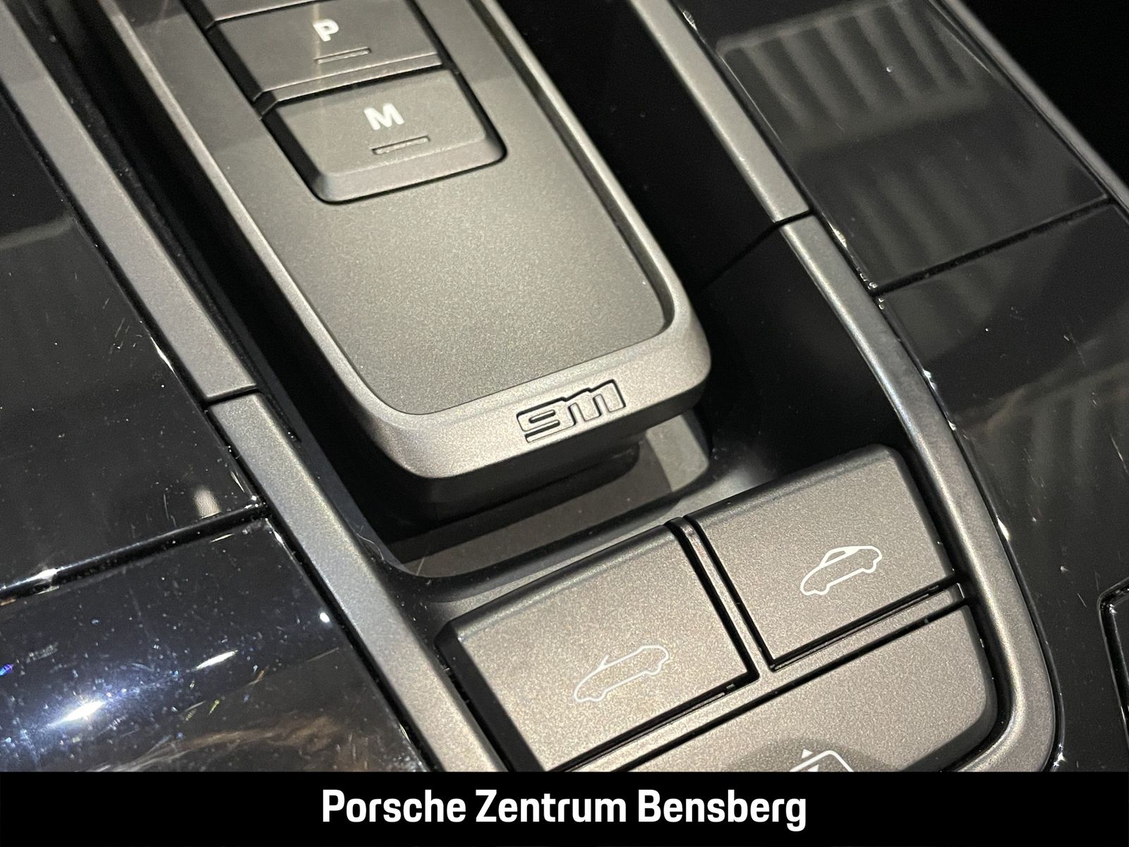 Porsche 911 Carrera 4 GTS Cabriolet Burmester Lift 18Weg