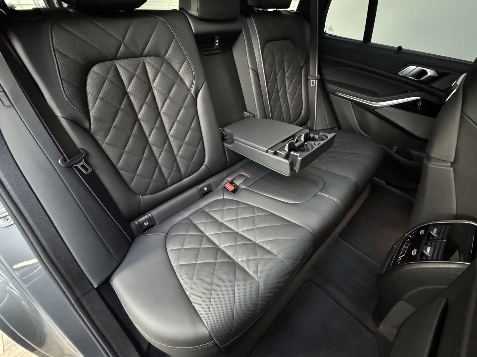 BMW X5 xDr40d M Sport Pro 22Zoll Luftfeder AHK ACC