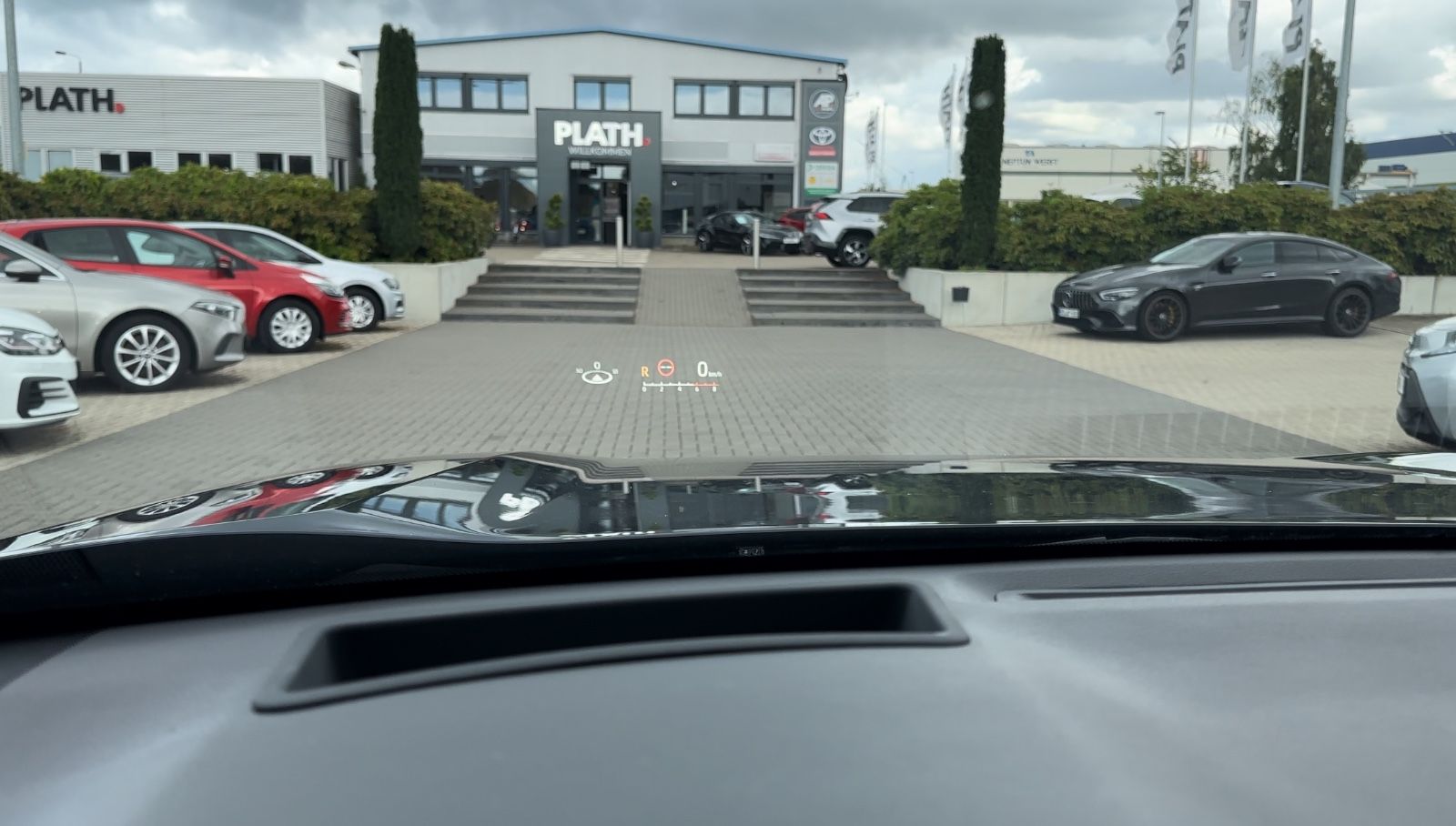 Toyota RAV 4 Plug-in Hybrid 4x4 Executive - Samsaru's Car Outlet