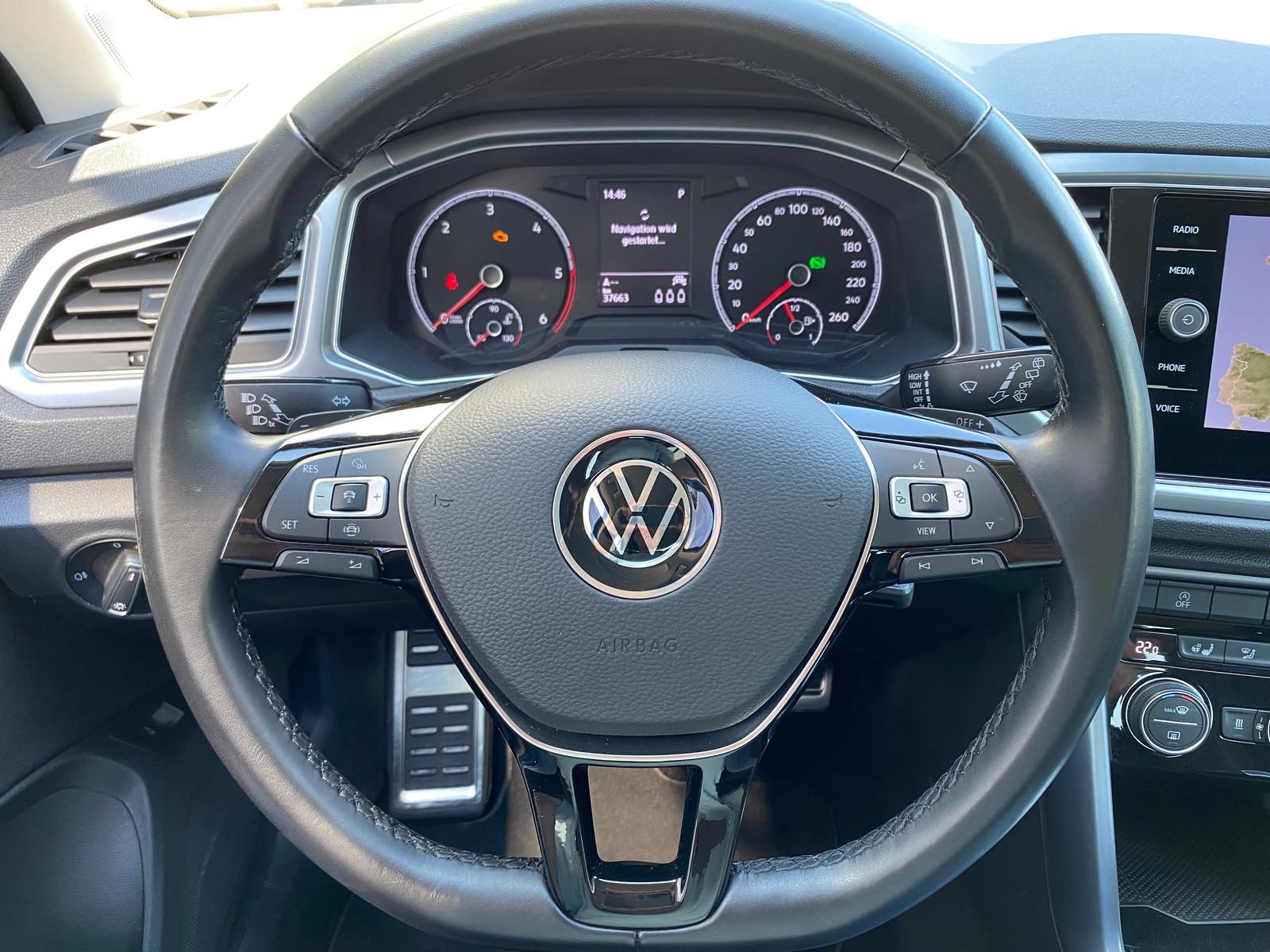 Volkswagen T-Roc 2.0 TDI DSG 4MOTION ACTIVE - Samsaru's Car Outlet