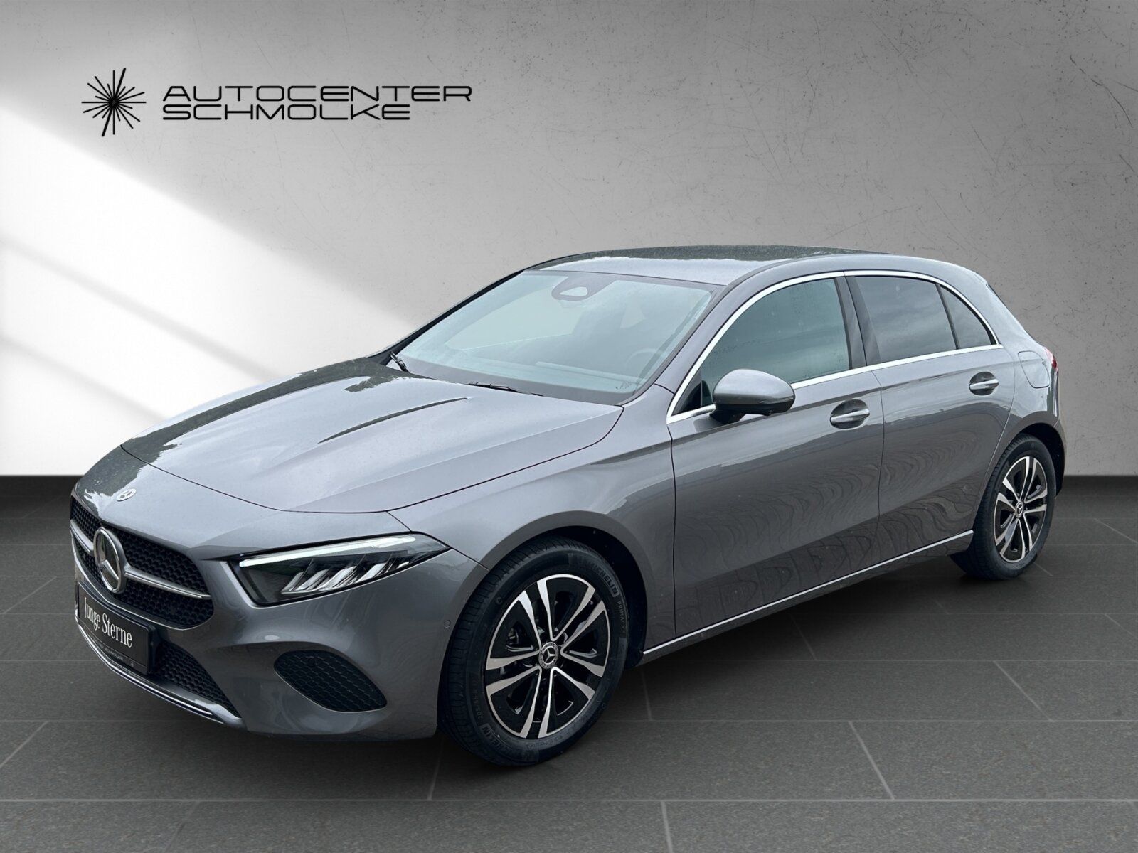 Mercedes-Benz A 180 - Samsaru's Car Outlet