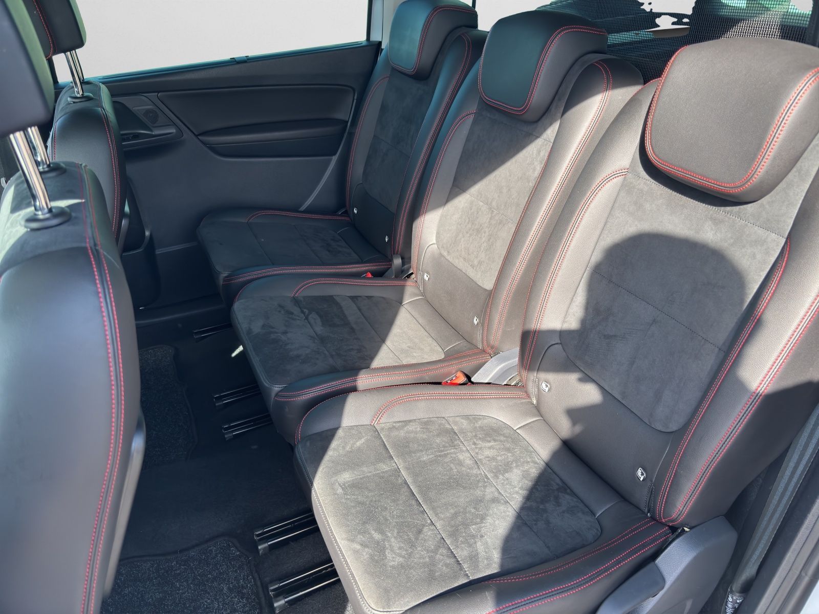 Seat Alhambra 1.4 TSI DSG FR LINE RFK AHK FULL LINK