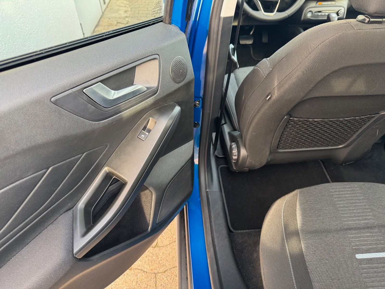 Ford Focus Turnier Active X mHEV Automatik