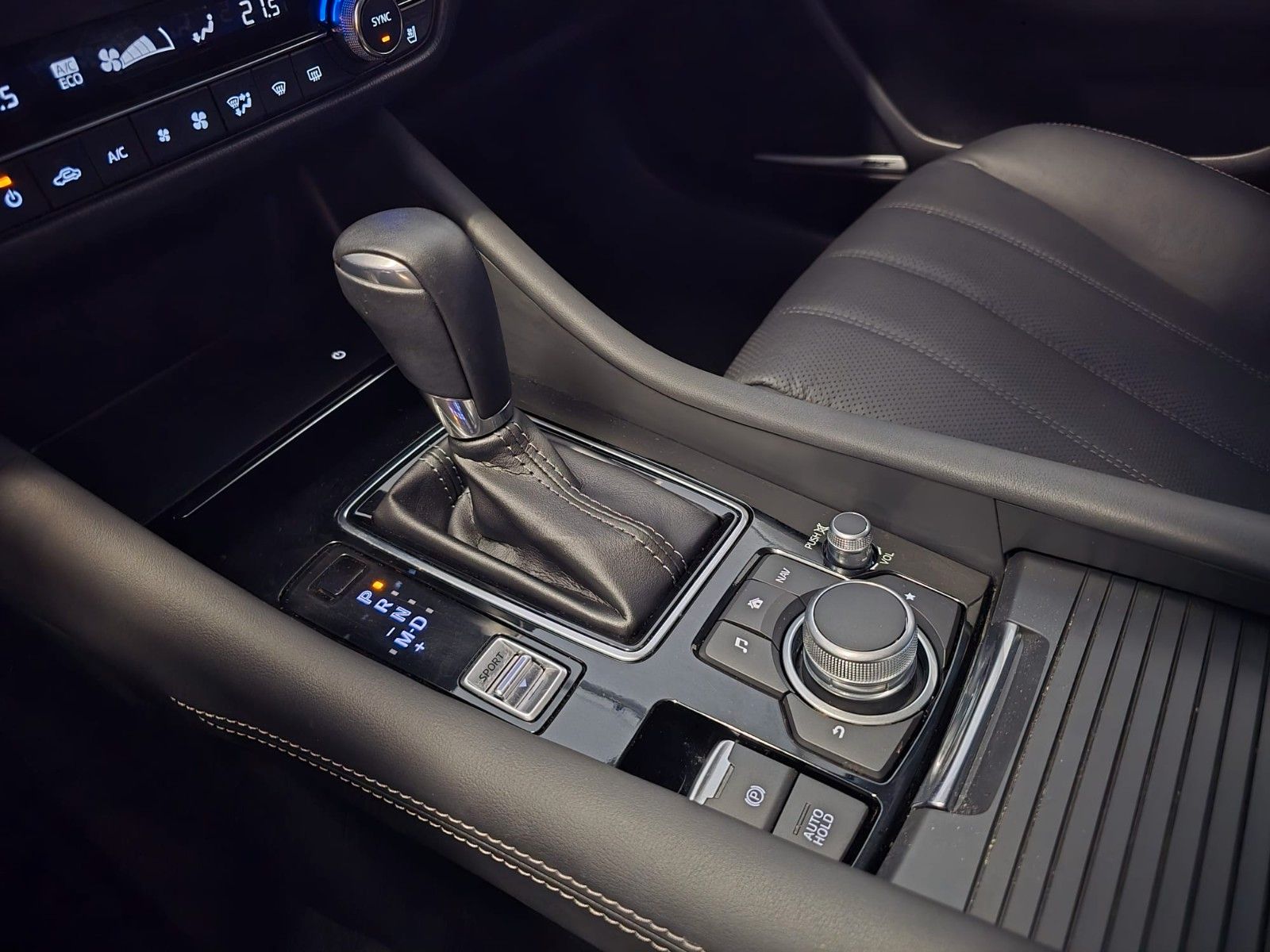 Mazda 6 Kombi Exclusive-Line *HUD*BOSE*SB*LEDER*360°