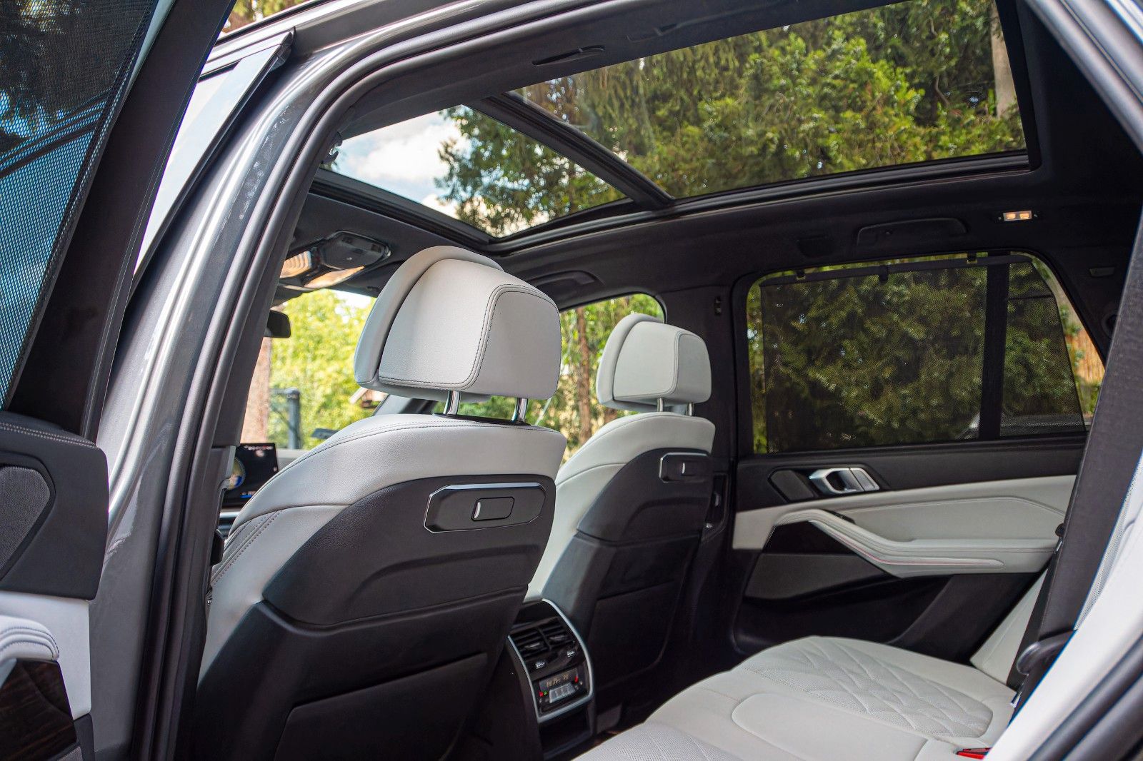 BMW X5 30d M SPORT.LUFTF.SOFTCL.PANO.AHK.360.3 STÜCK