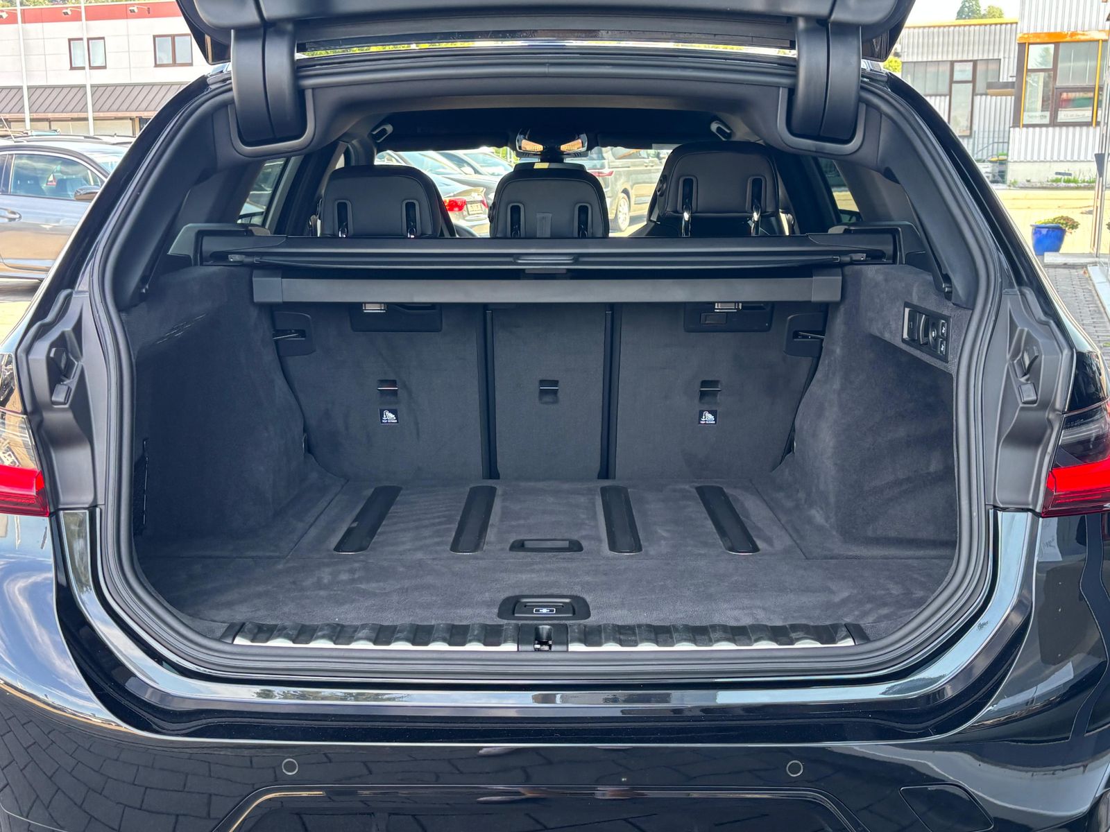 BMW 320 d xDriv Tou M Sport PRO ACC+°el.M Sitze°AHK