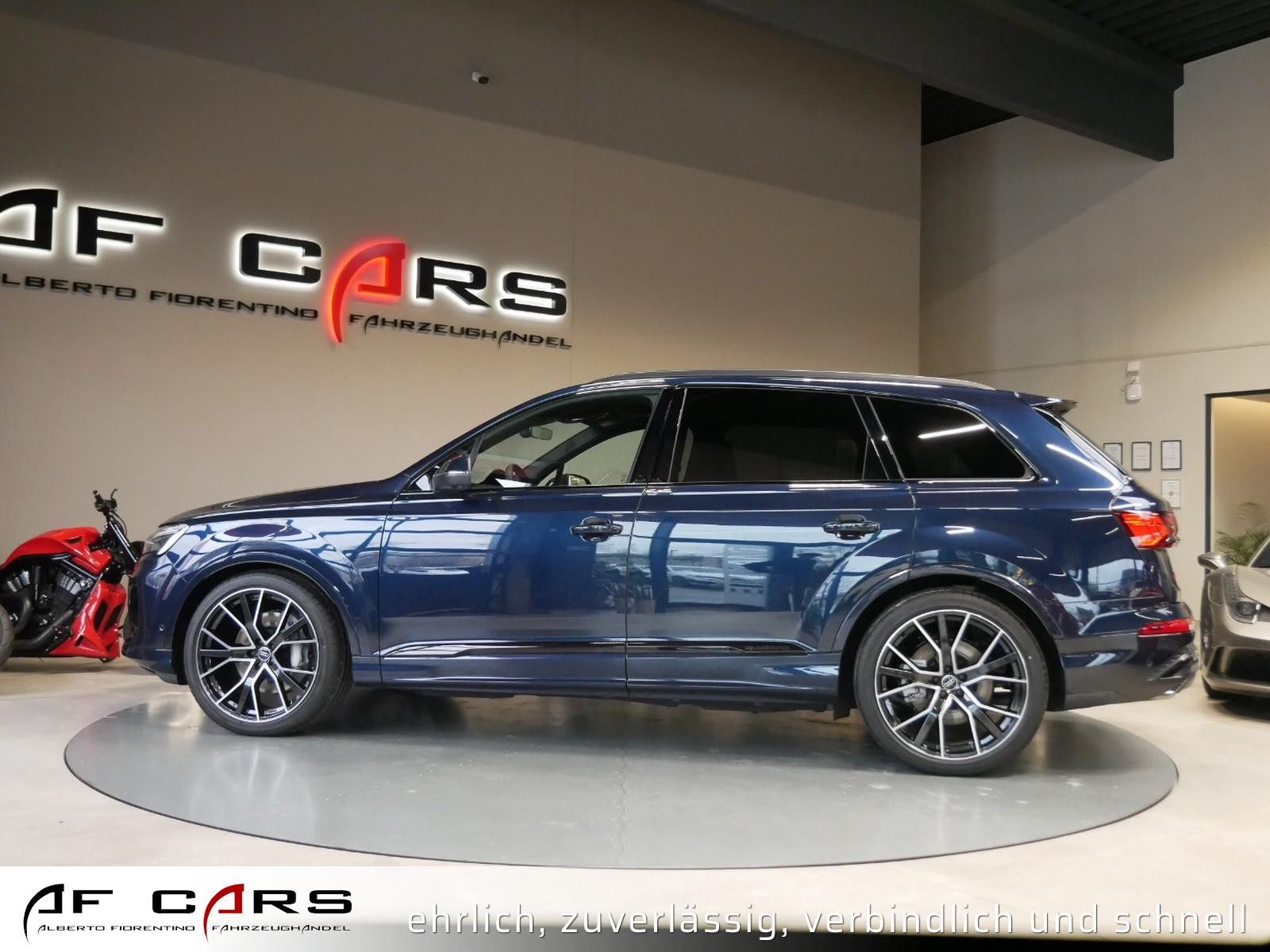 Audi Q7 50 TDI quattro S line S Sport 7 Seat Matrix