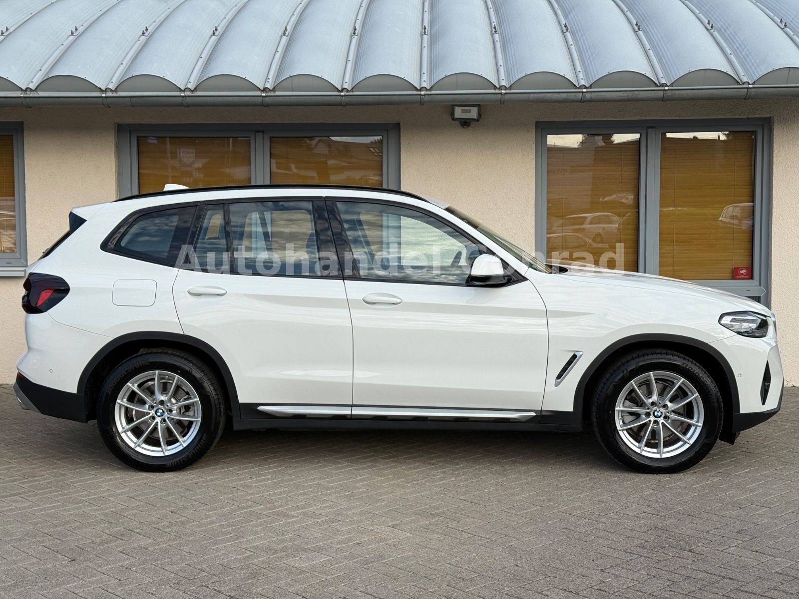 BMW X3 xDrive 20d - Samsaru's Car Outlet