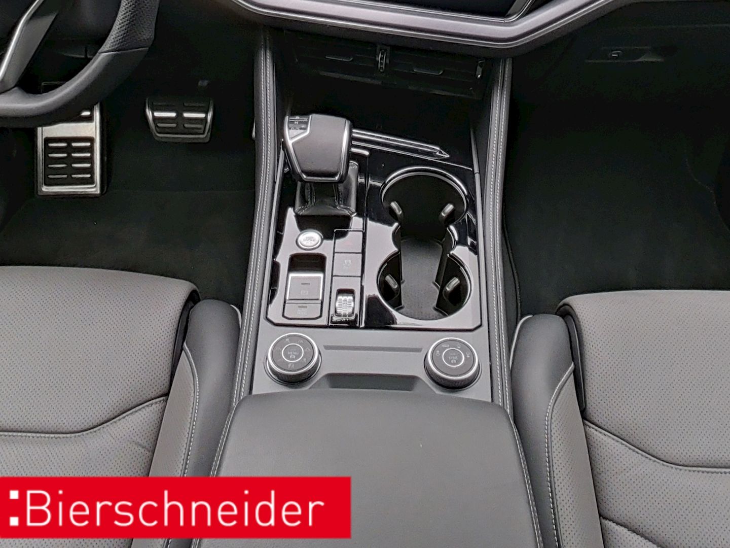 Volkswagen Touareg 3.0 TDI R-Line - Samsaru's Car Outlet