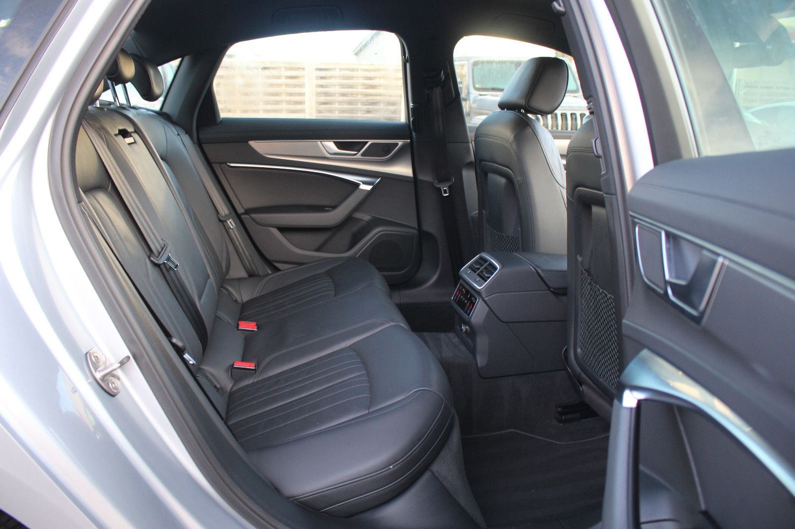 Audi A6 40 TDI design - Samsaru's Car Outlet