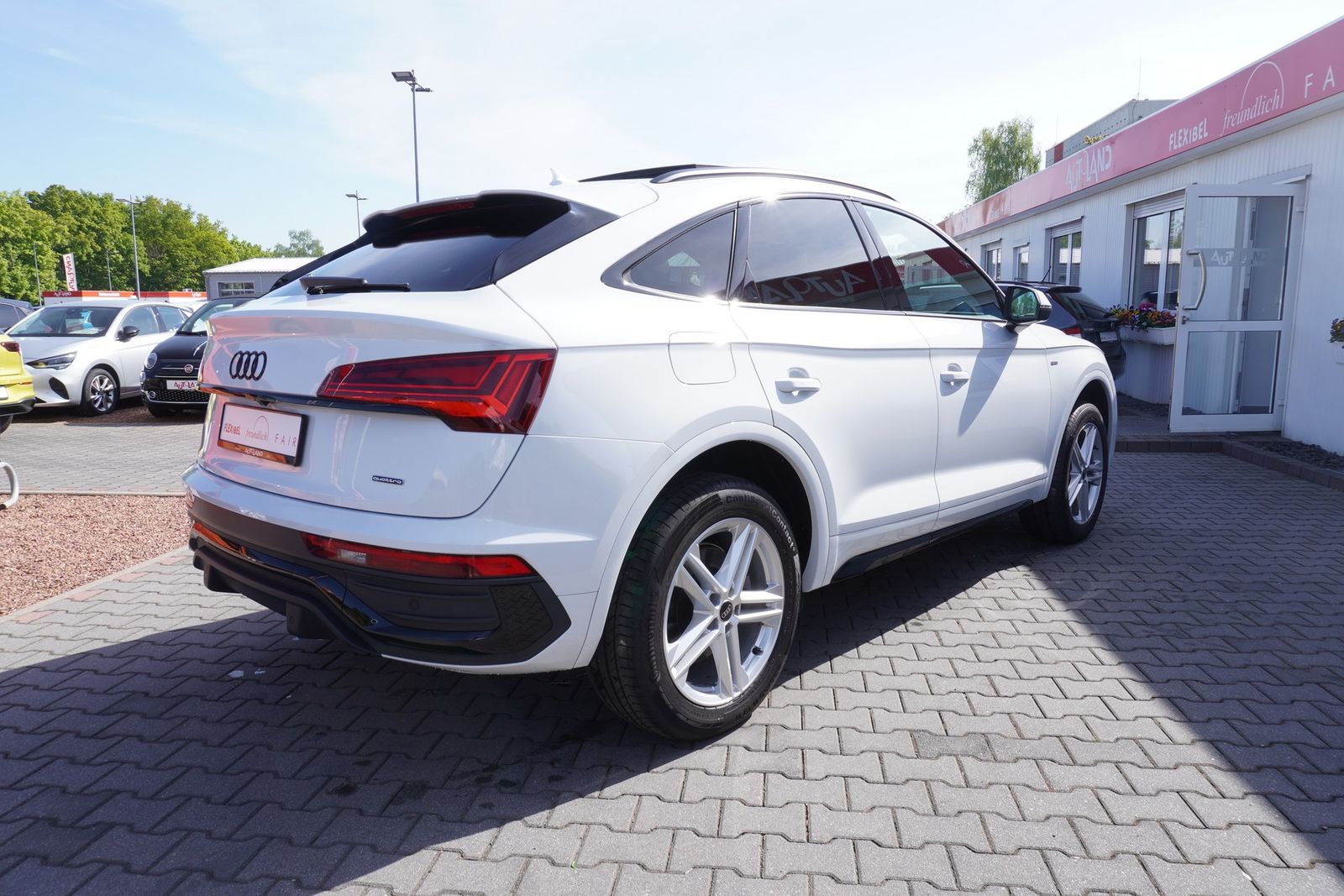 Audi Q5 Sportback S-Line 45 TFSI quattro s-tronic - Samsaru's Car Outlet