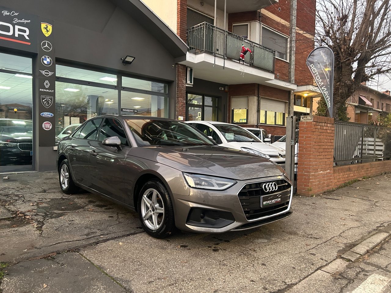Audi A4 30 TDI S tronic Business Advanced - Samsaru's Car Outlet