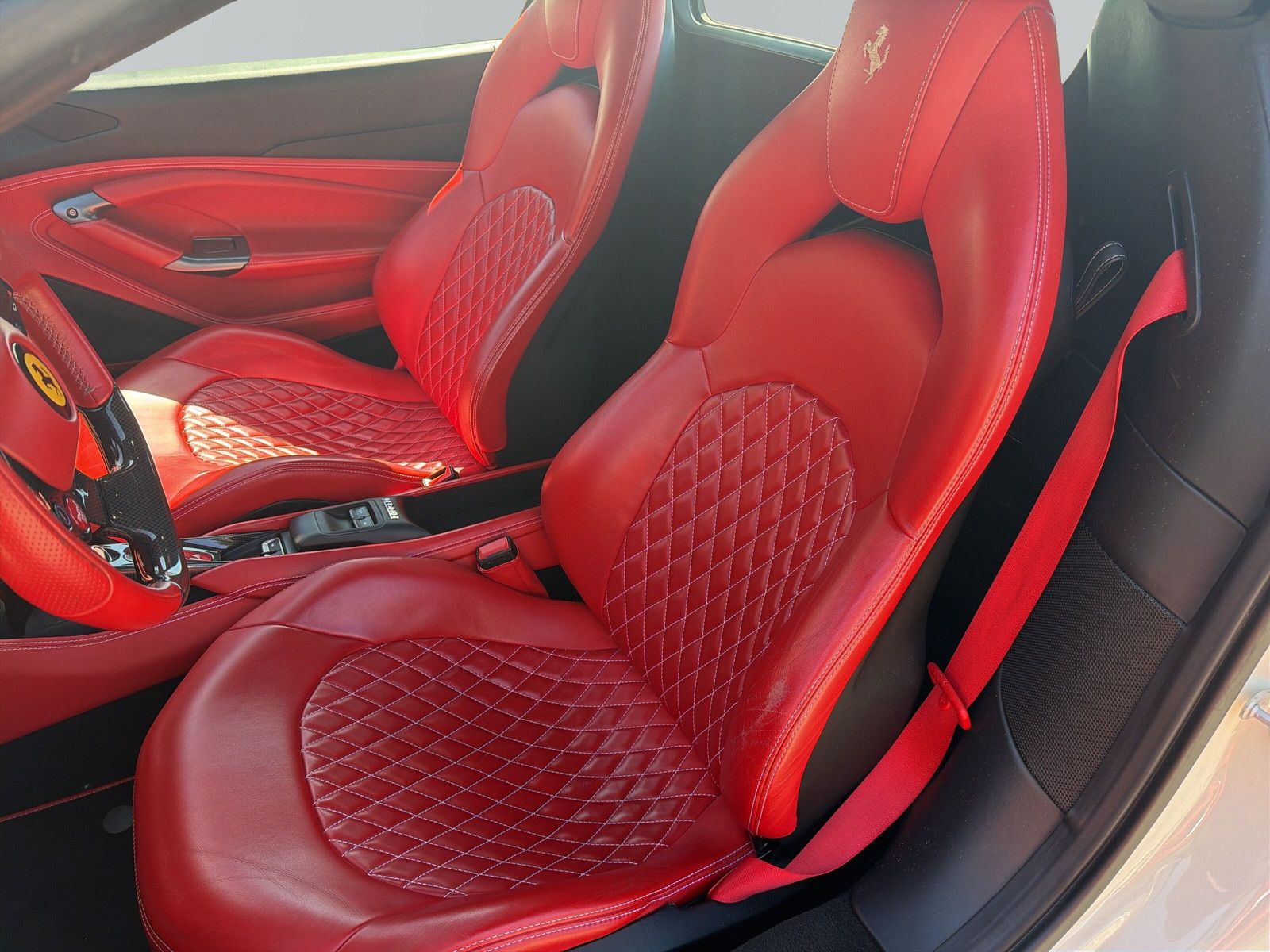 Ferrari F8 Spider*Carbon*Lift*Display*CAM*el Seats