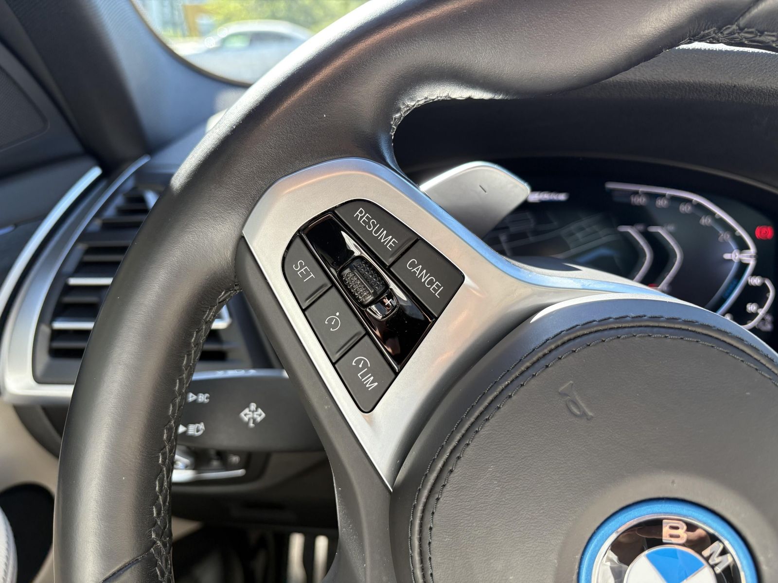 BMW X3 xDrive30e M Sport - Samsaru's Car Outlet