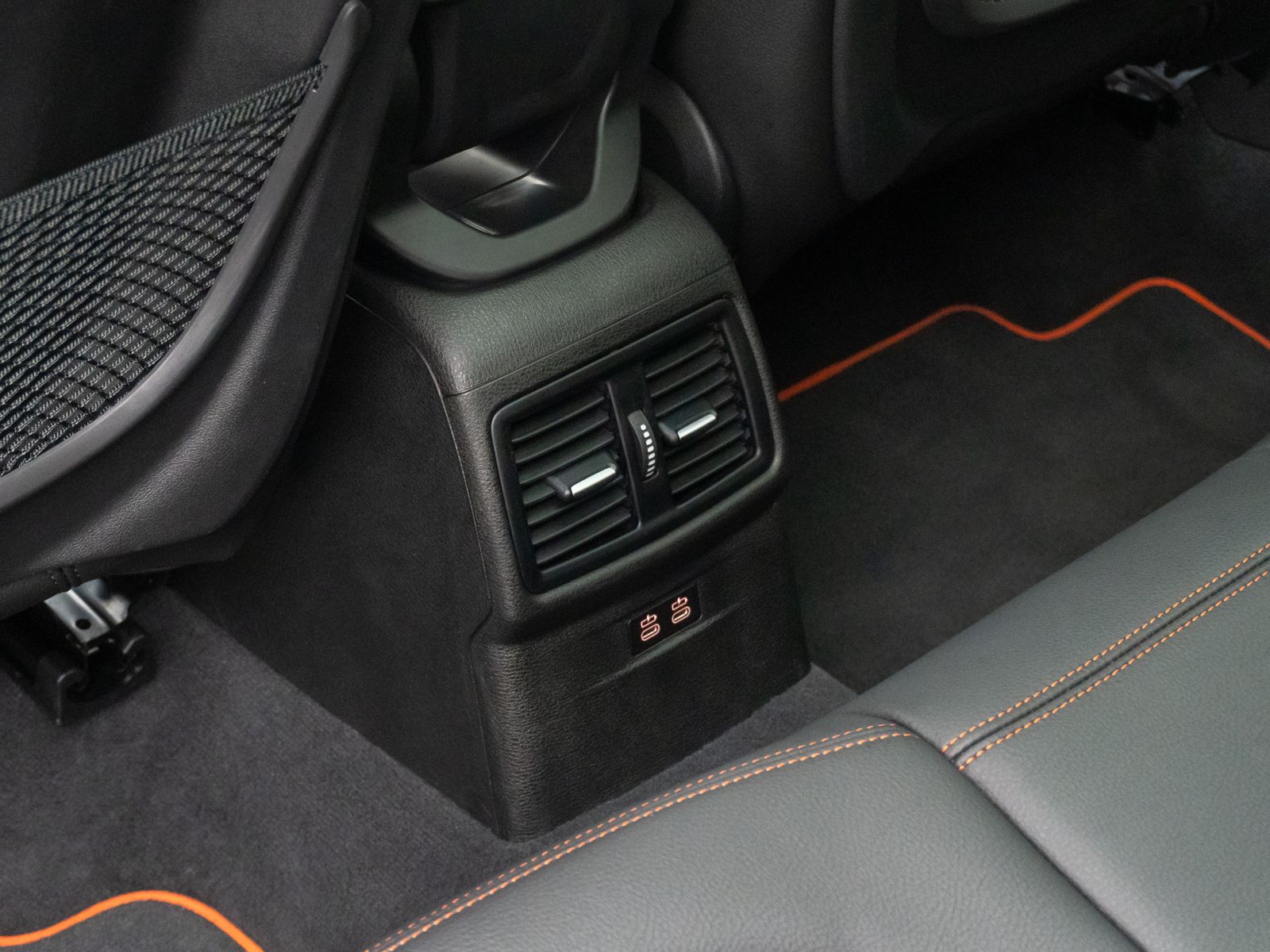 BMW X1 xD20i Sport Line - Samsaru's Car Outlet