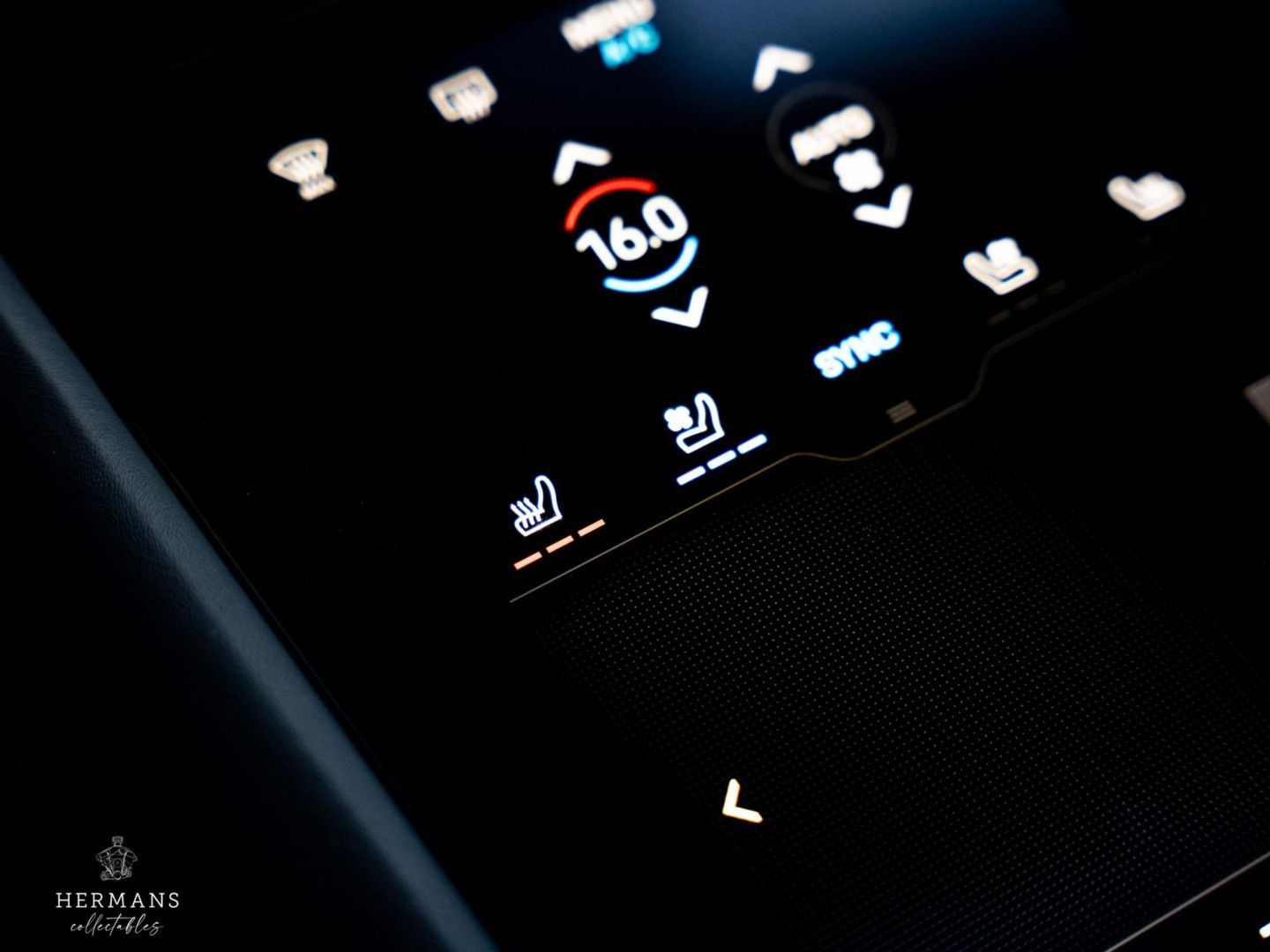 Porsche Taycan Turbo S 105 kWh / Org. NL / Burmester / S