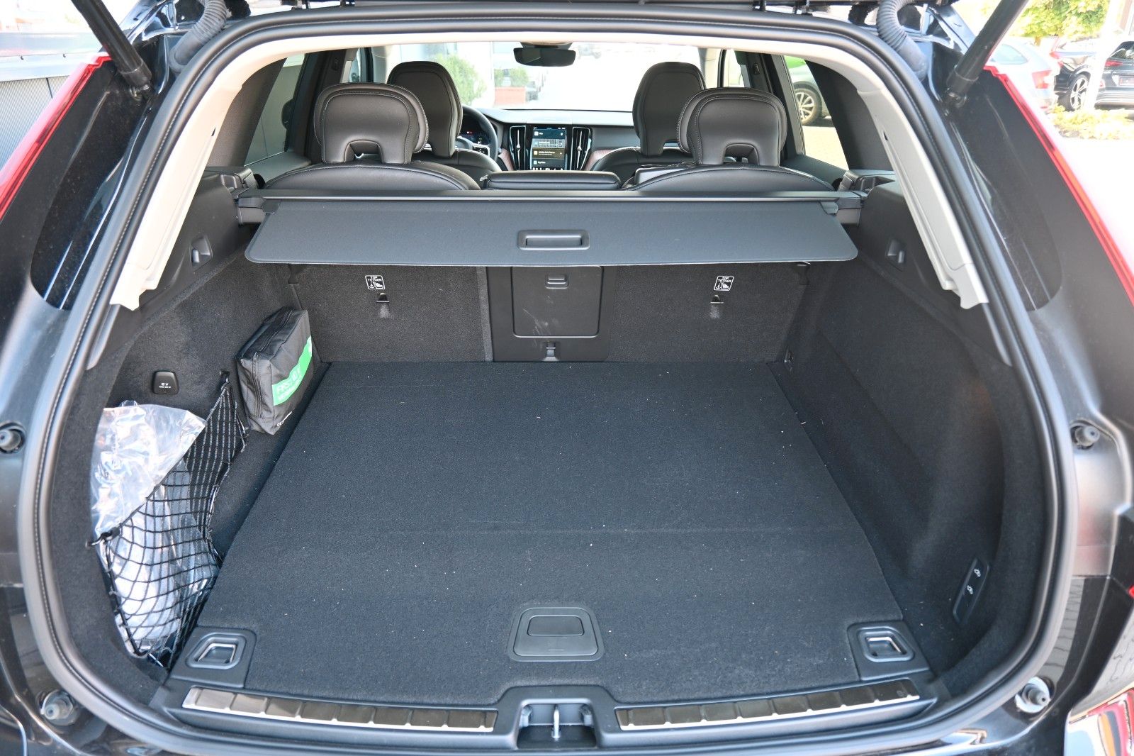 Volvo XC60 T6 AWD RC Plus Bright*PANO*360*Luft*H&K*ACC