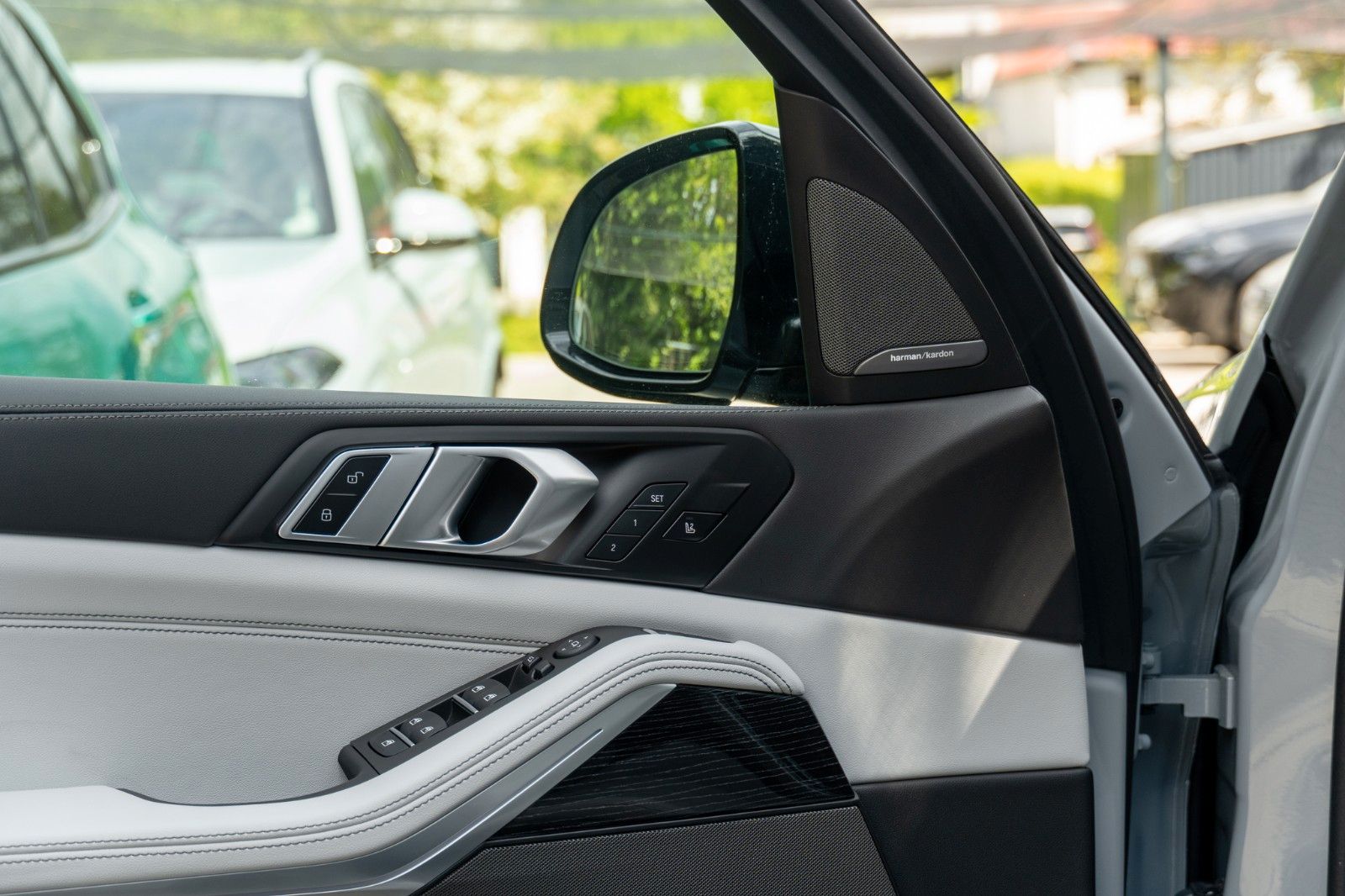 BMW X5 30d M SPORT.DR.ASS.360°PANO.LUFTF.H/K.AHK.22"