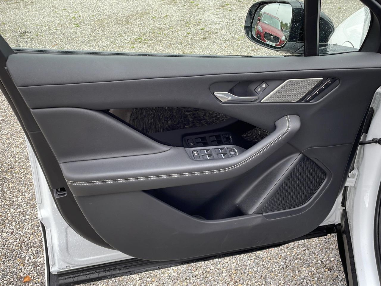 Jaguar I-Pace EV400 AWD R-DYNAMIC SE