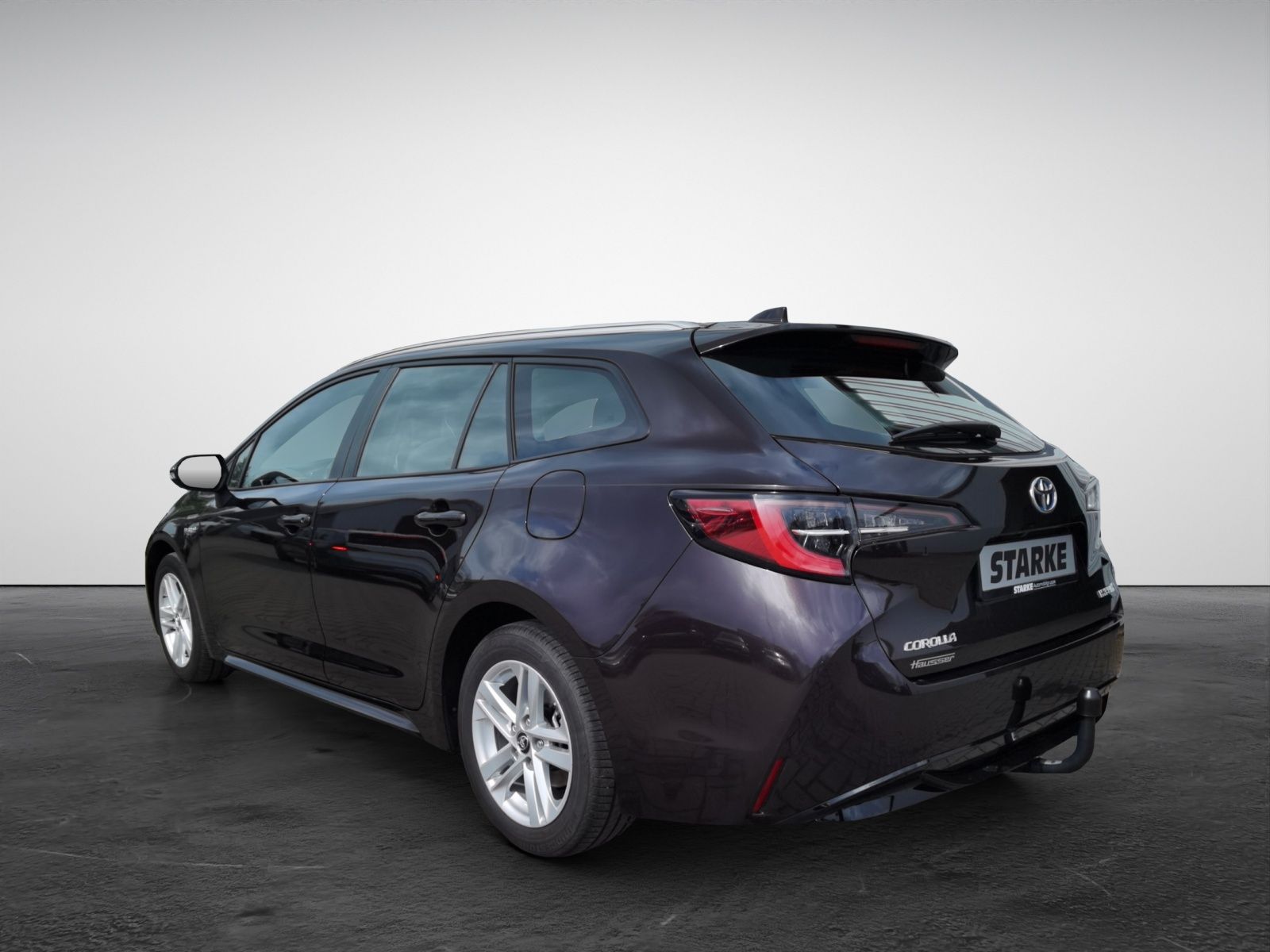 Toyota Corolla Touring Sports 2.0 Hybrid Comfort - Samsaru's Car Outlet