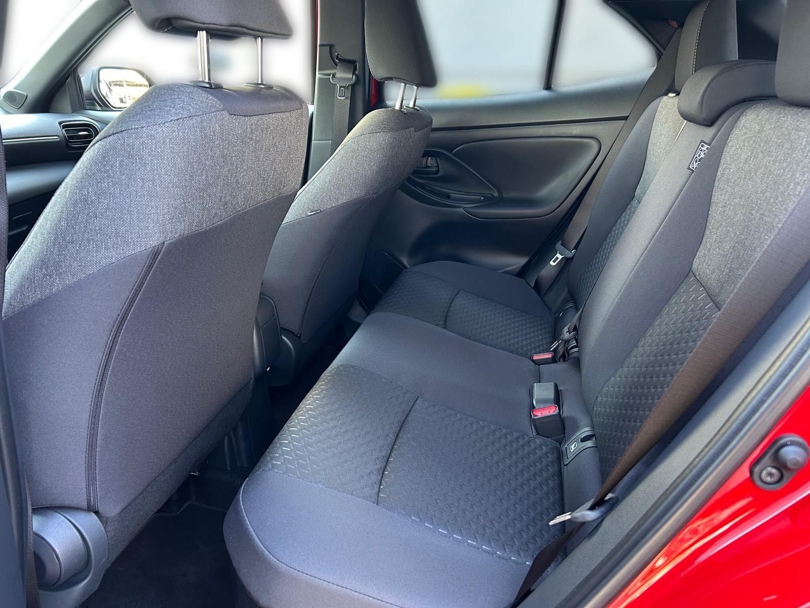 Toyota Yaris Cross Hybrid FWD Teamplayer +Safety- & Win