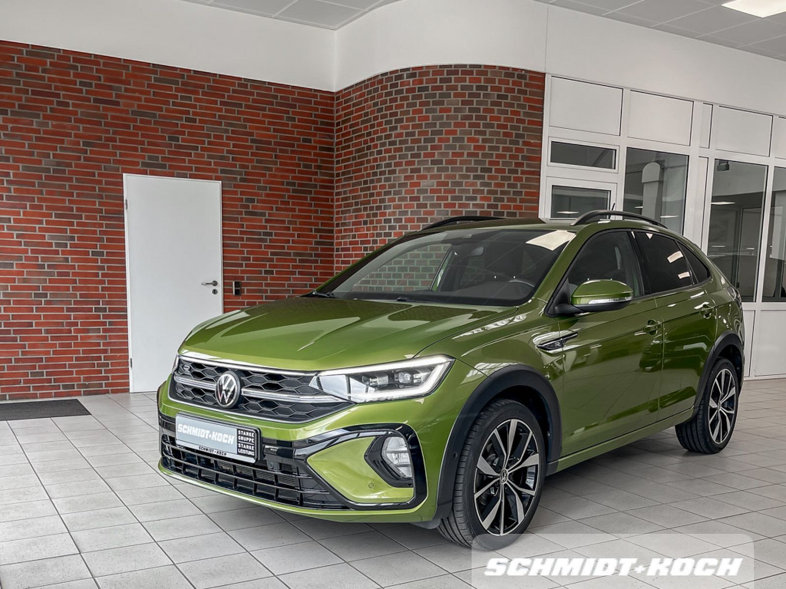 Volkswagen Taigo 1.5 TSI R-Line DSG - Samsaru's Car Outlet