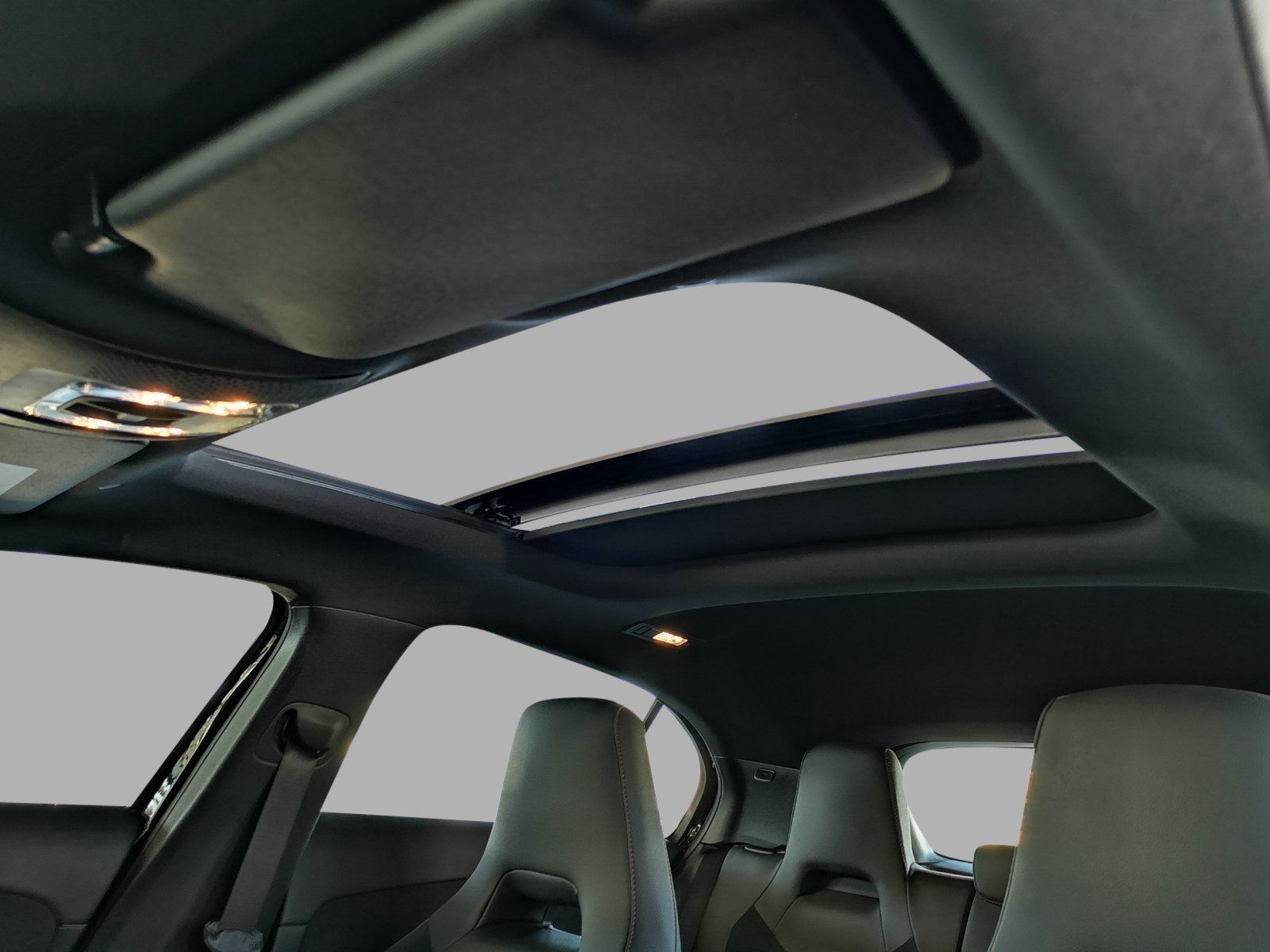 Mercedes-Benz A 200 AMG - Samsaru's Car Outlet