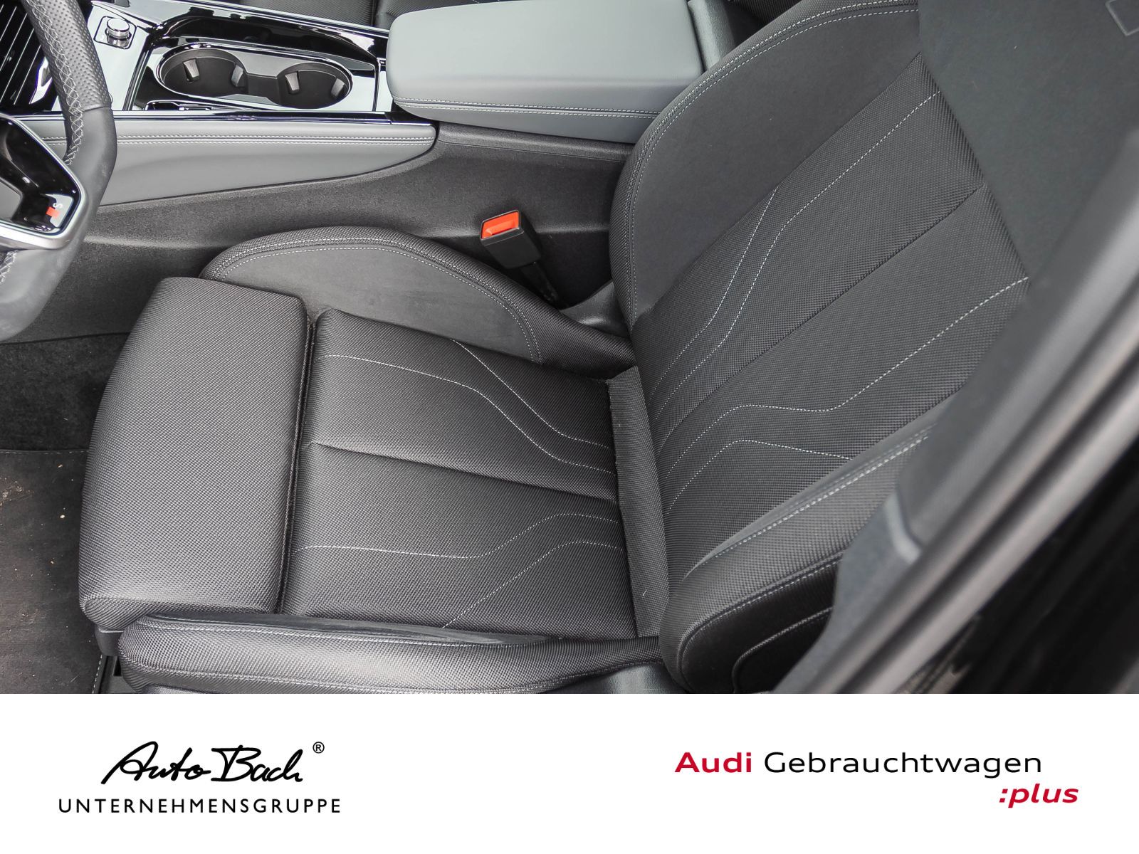 Audi Q3 S line TFSI Stronic Navi LED CarPlay ACC AHK
