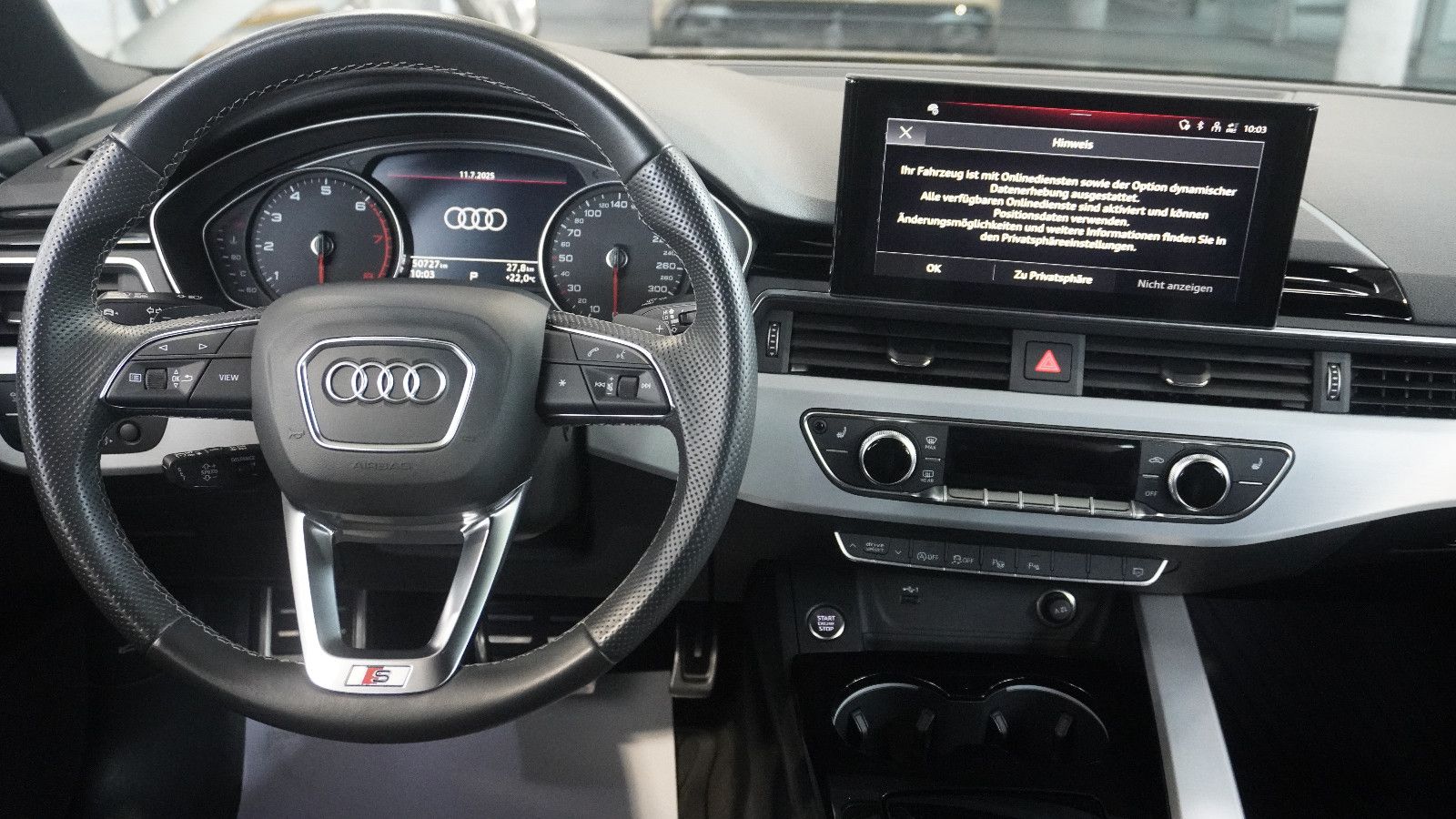 Audi A4 Avant 40 TFSI quattro S line - Samsaru's Car Outlet
