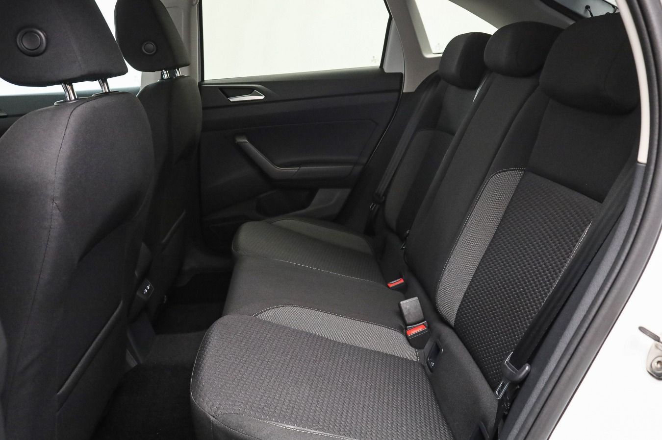 Volkswagen Taigo 1.0 TSI DSG LIFE - Samsaru's Car Outlet