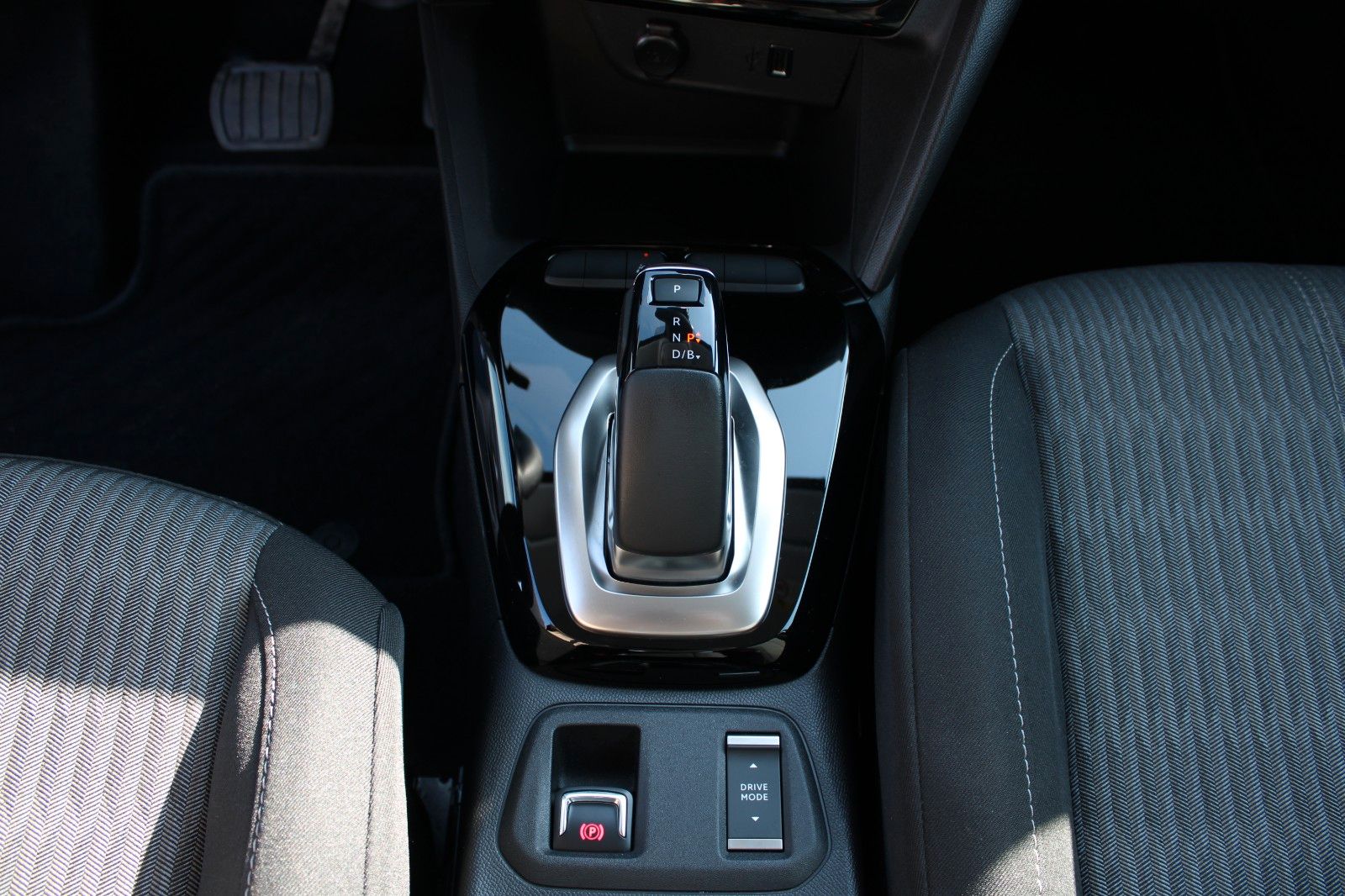 Opel Corsa-e Edition - Samsaru's Car Outlet