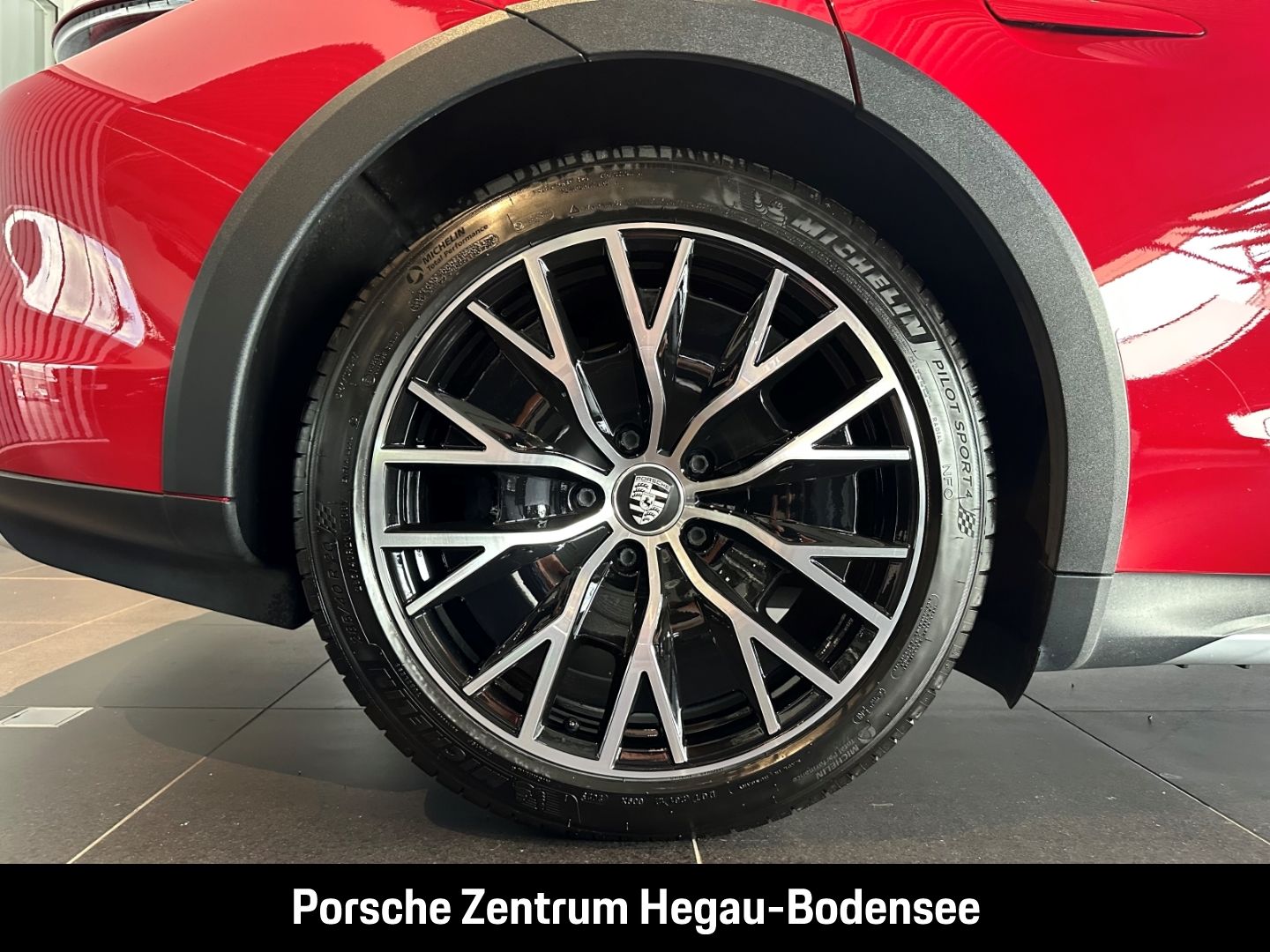 Porsche Taycan 4 Cross Turismo/Komfortsitze/BOSE/PDLS Pl