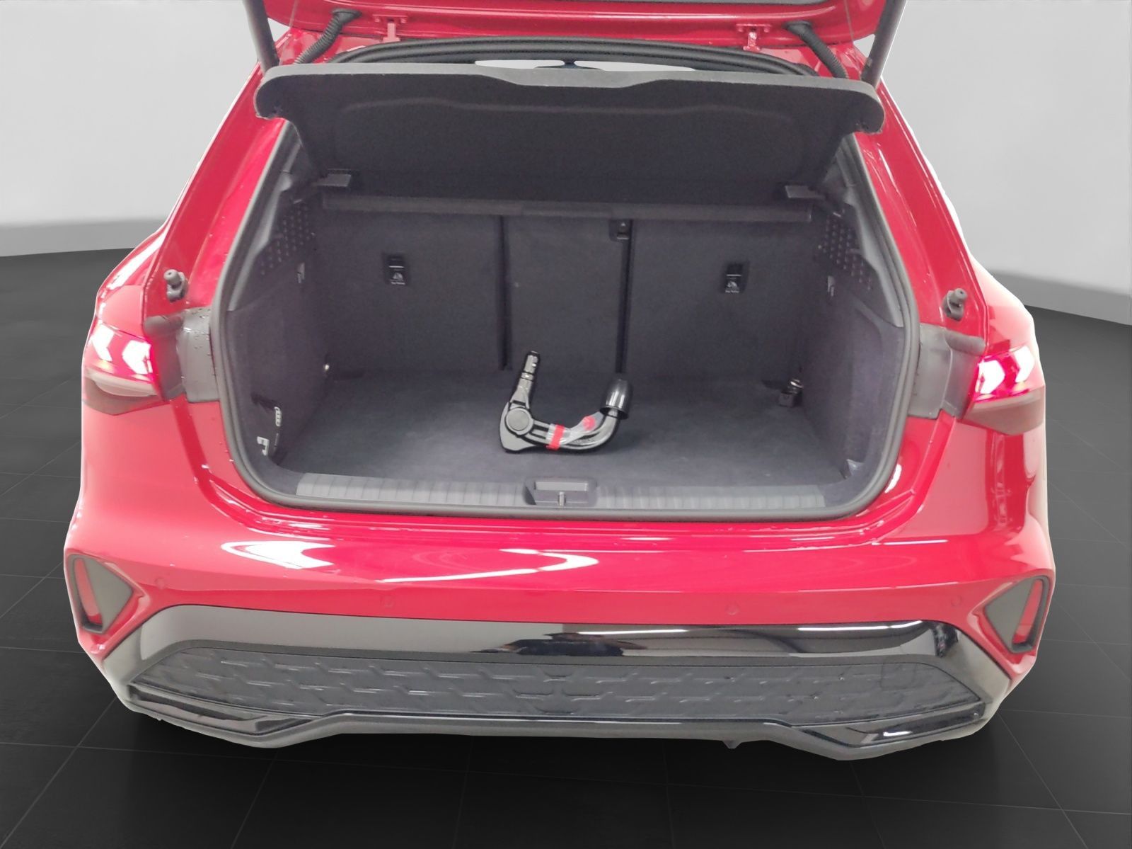 Audi A3 Sportback TFSIe S LINE NP66 SONOS HuD ALCANTA