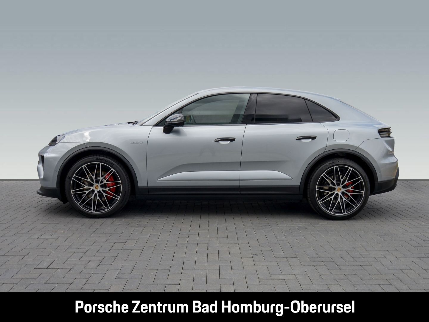 Porsche Macan 4S BOSE Luftfederung Panoramadach LED