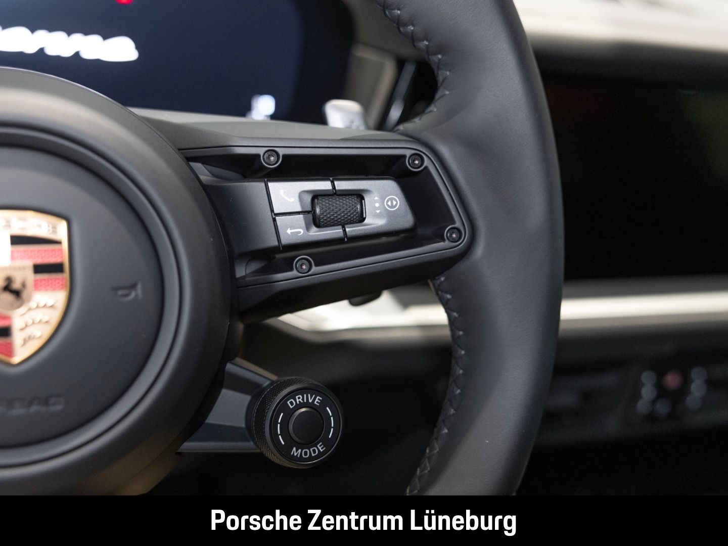 Porsche Cayenne BOSE Luftfederung Panorama Surround-View