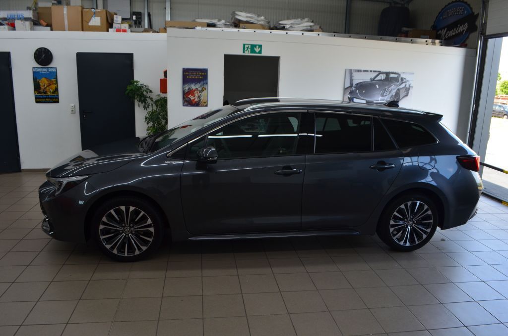 Toyota Corolla TS 1,8 Hybrid Team D*TECHNIK-P*ALLWETTER
