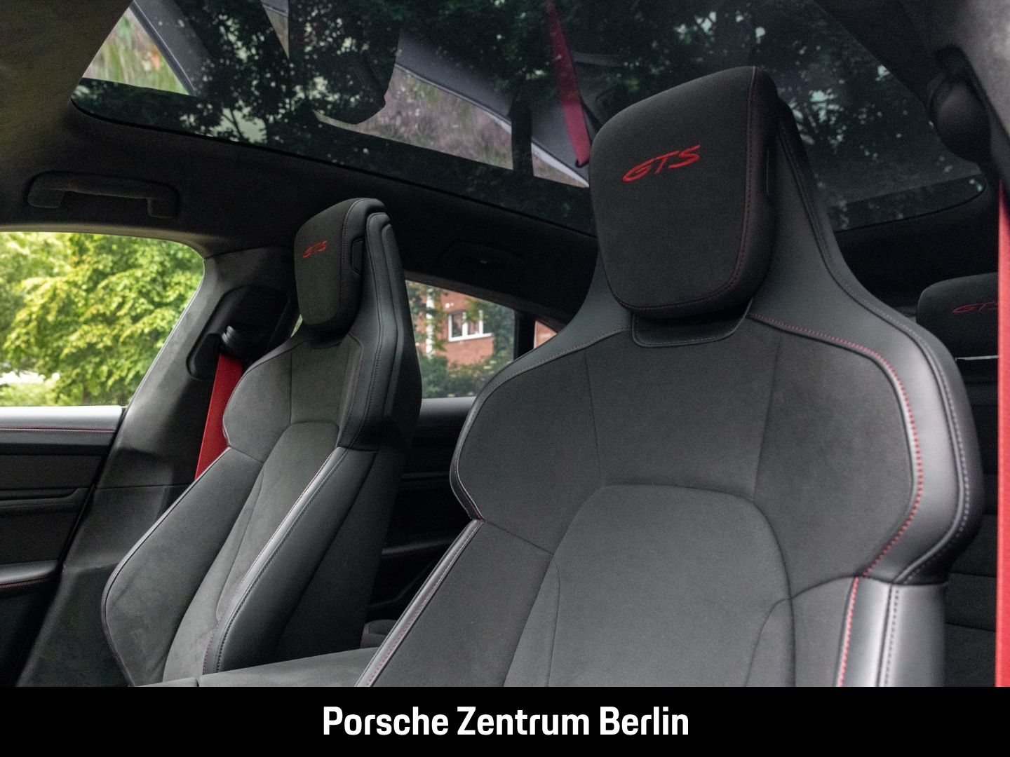 Porsche Taycan GTS Sport Turismo BOSE Luftfederung LED