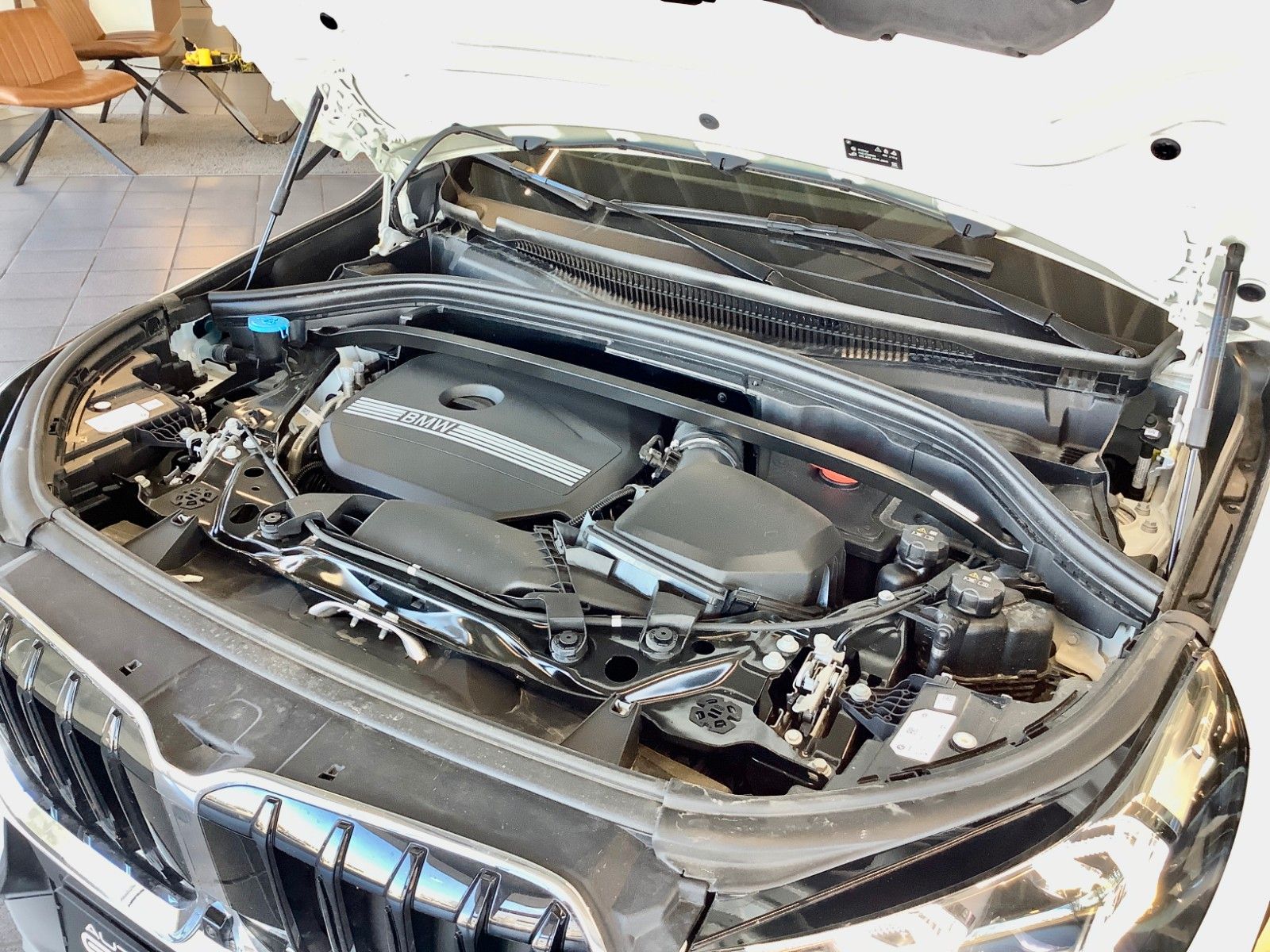 BMW X1 23 i xDrive - Samsaru's Car Outlet